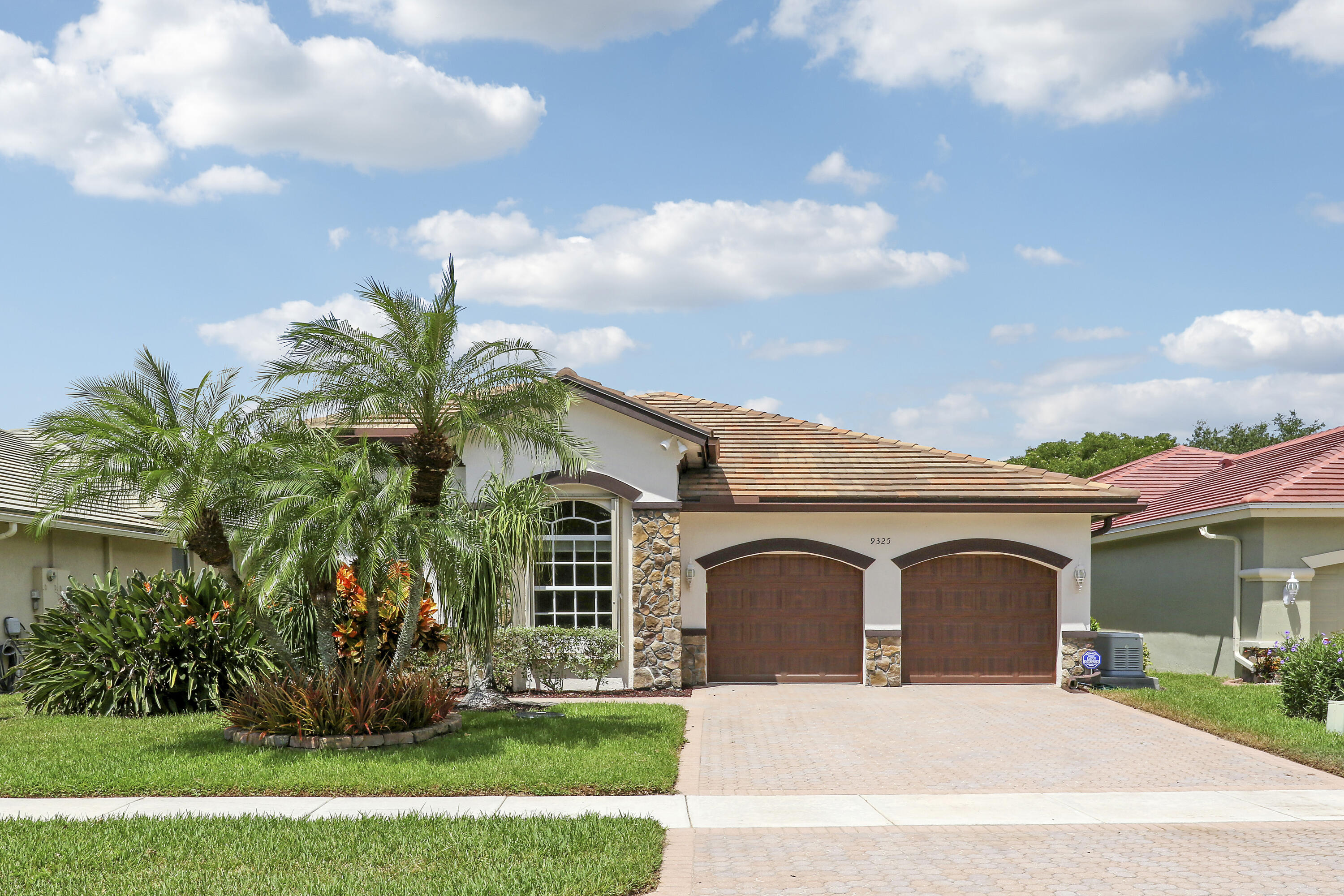 9325 Osprey Isles Boulevard