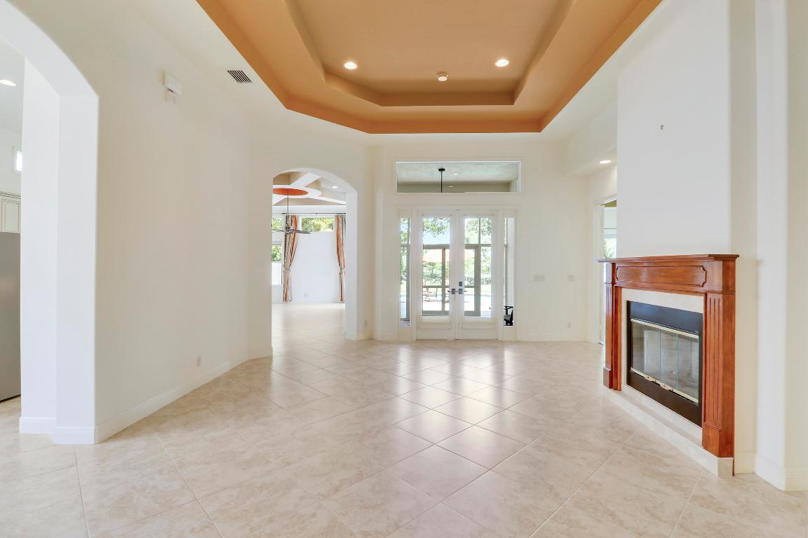 9325 Osprey Isles Boulevard