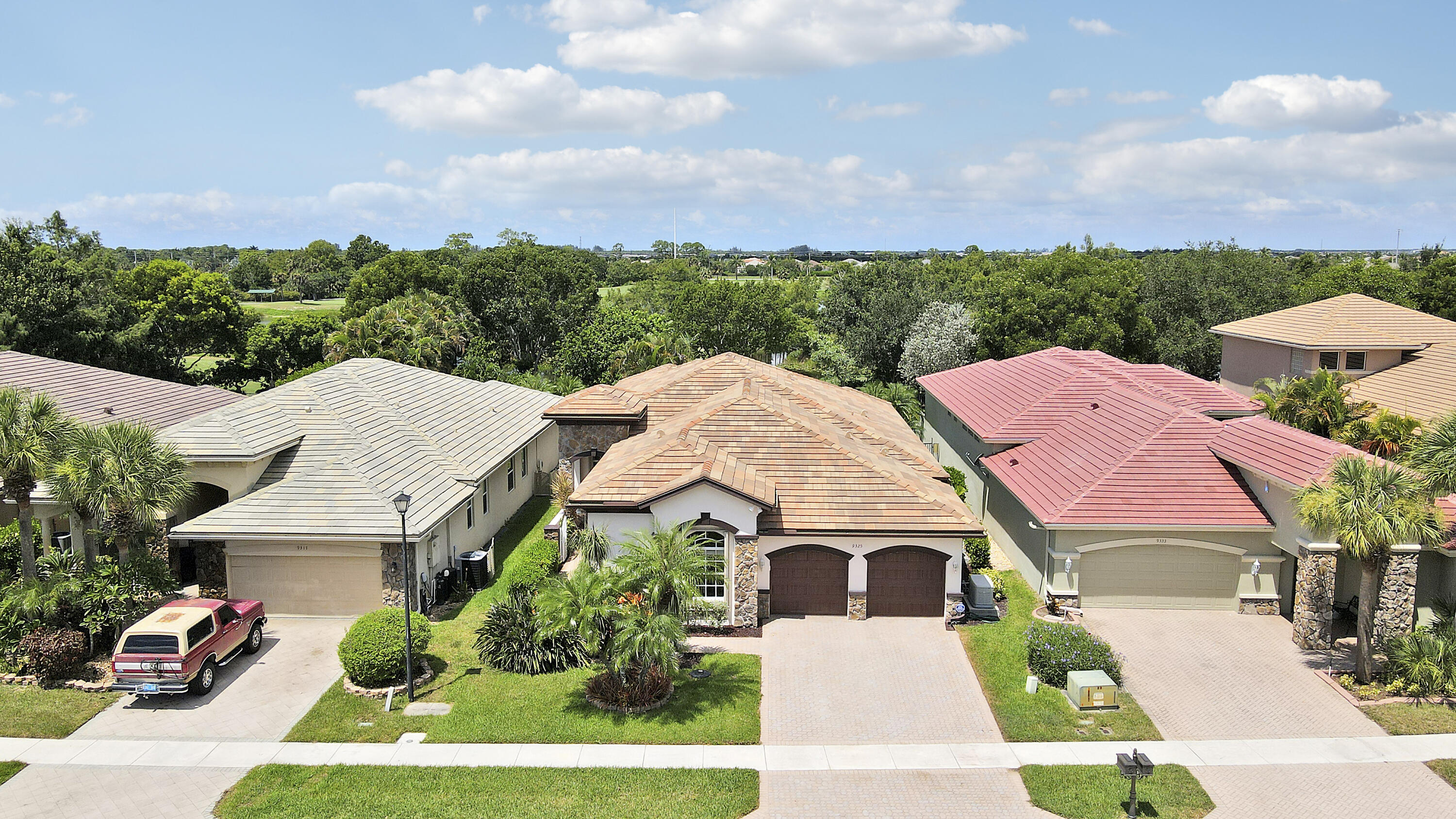 9325 Osprey Isles Boulevard