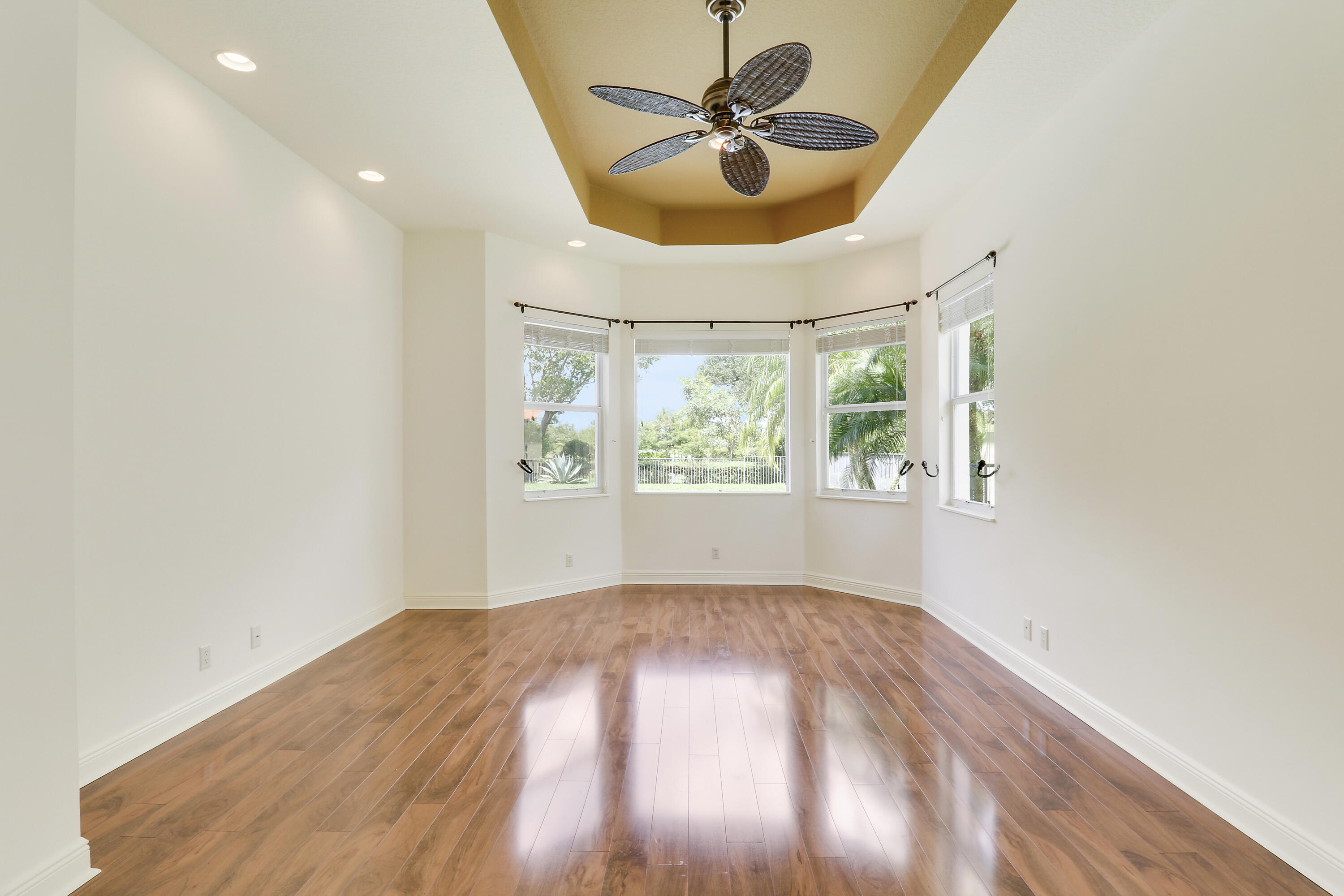 9325 Osprey Isles Boulevard