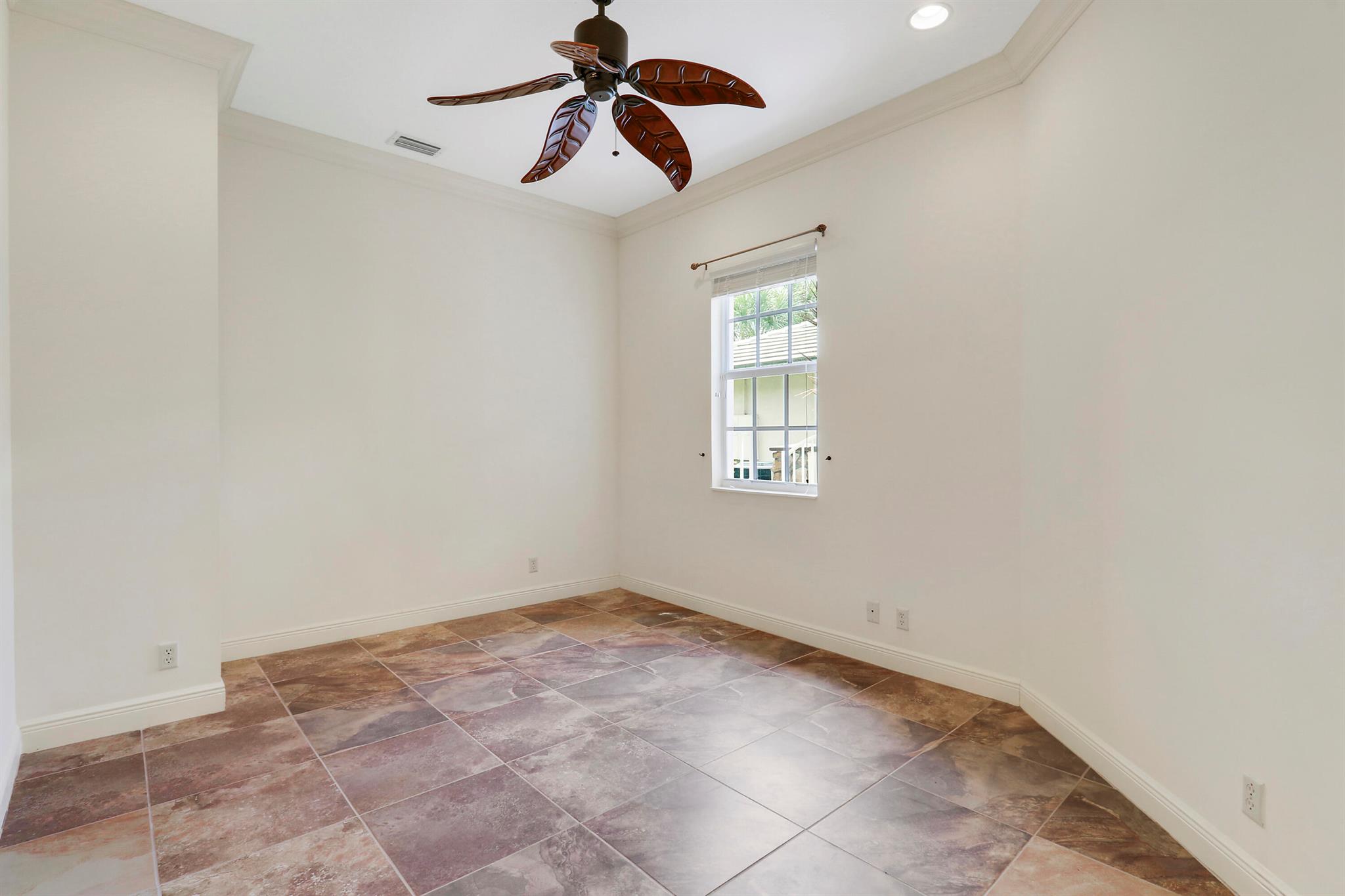 9325 Osprey Isles Boulevard