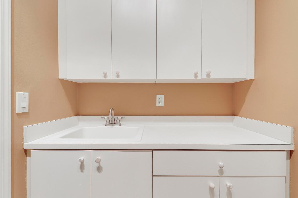 9325 Osprey Isles Boulevard