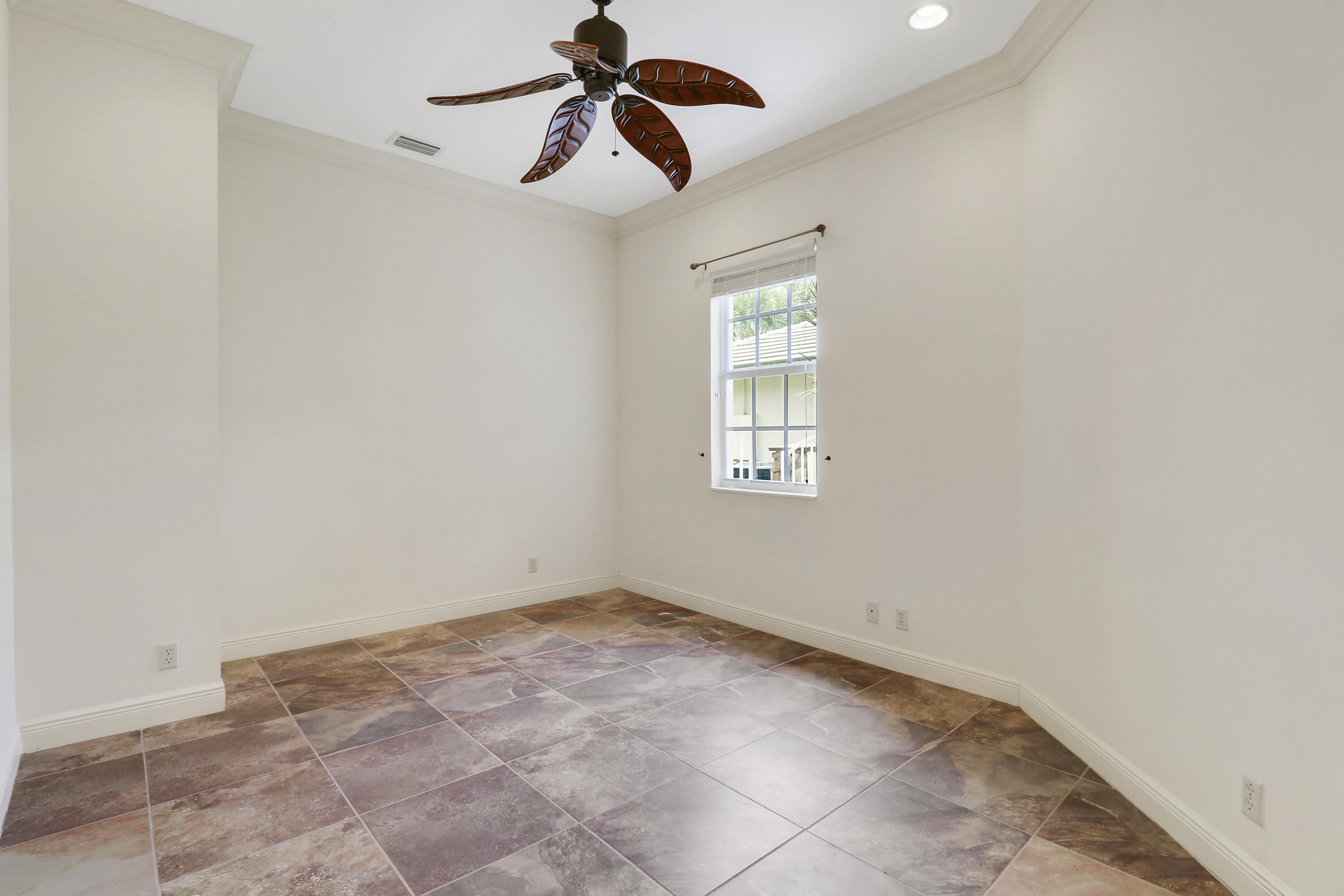 9325 Osprey Isles Boulevard