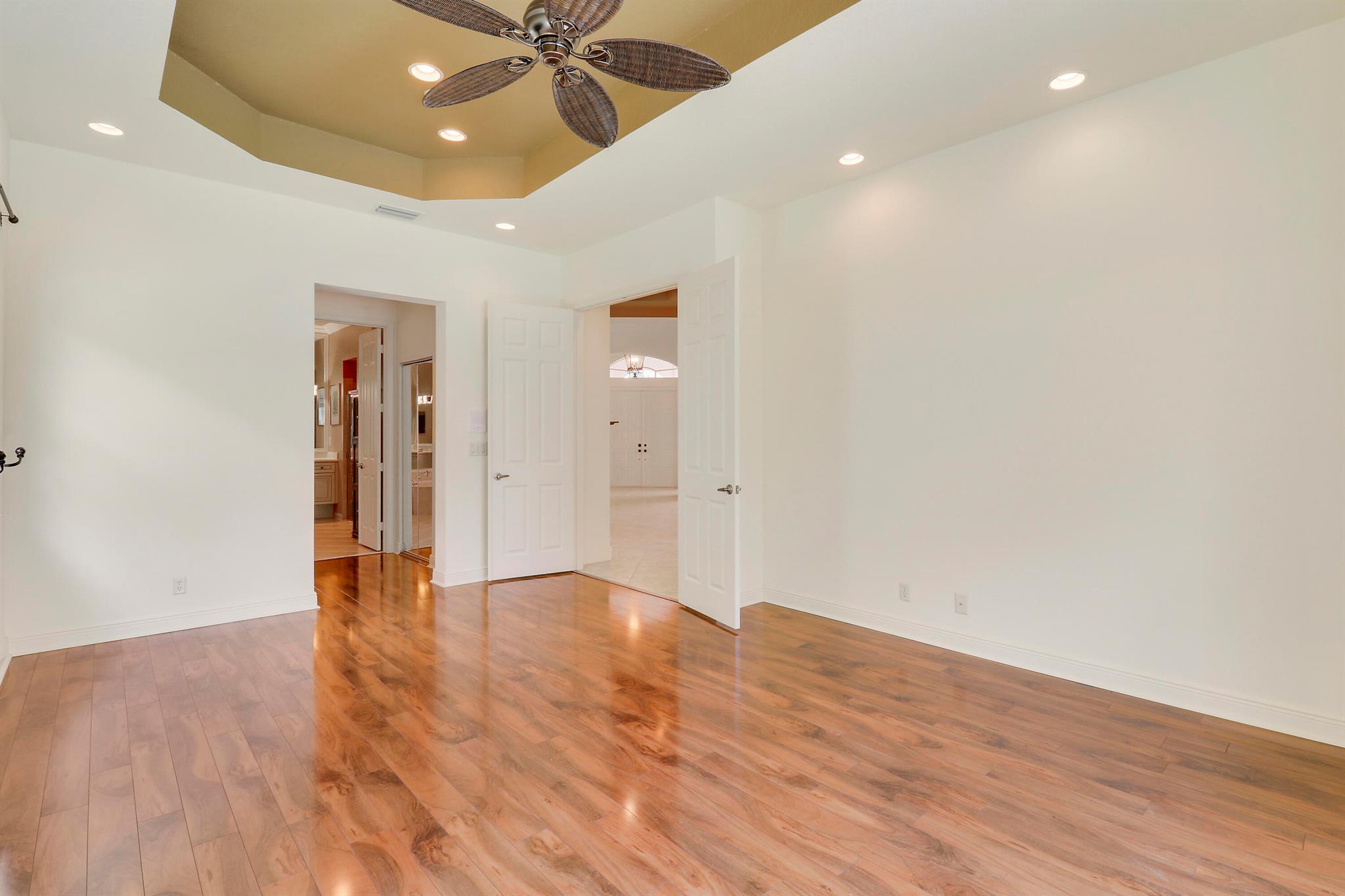 9325 Osprey Isles Boulevard