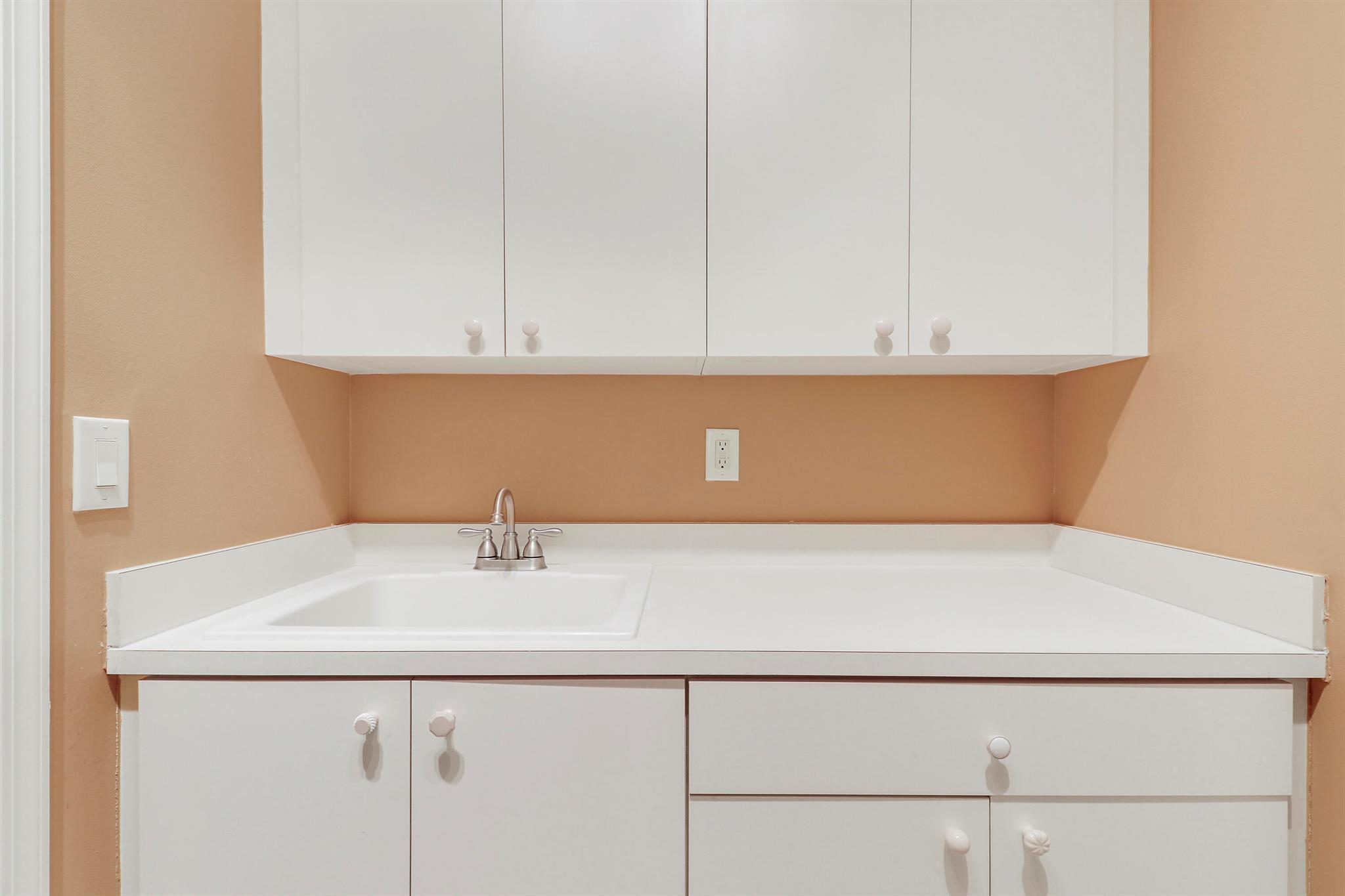 9325 Osprey Isles Boulevard