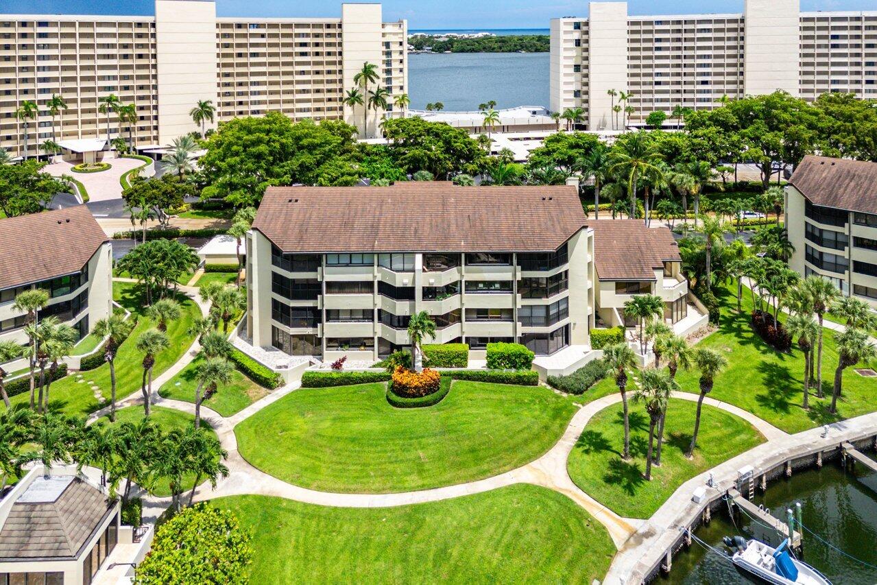 1141 Marine Way E H3l