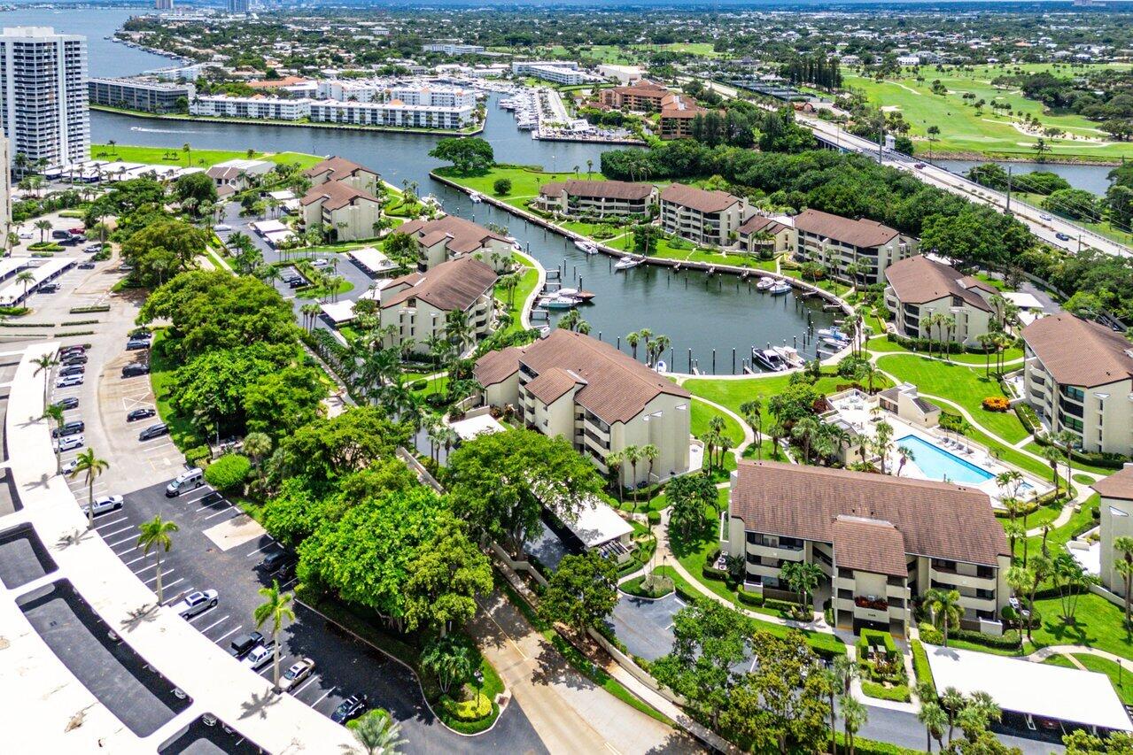 1141 Marine Way E H3l