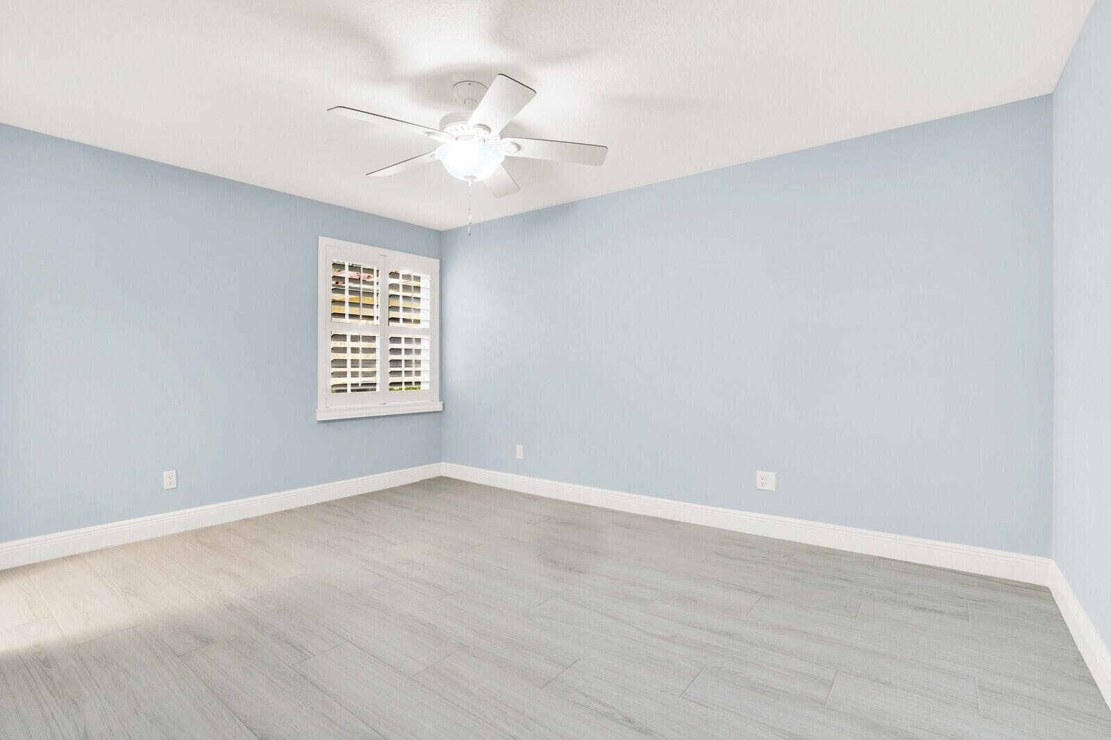 2493 SW Parkside Drive