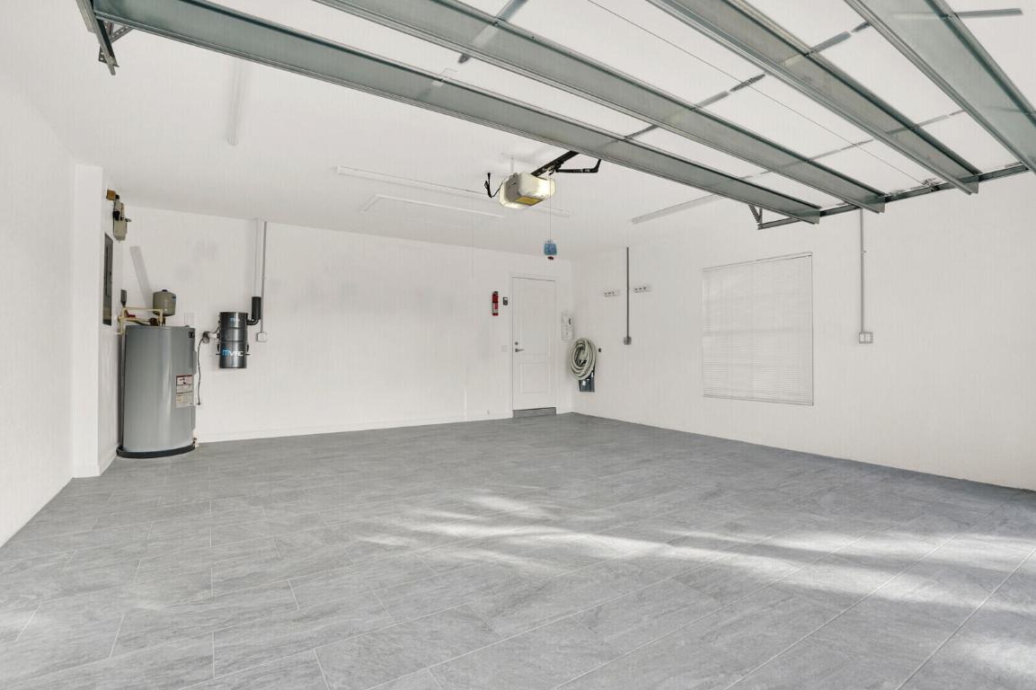 2493 SW Parkside Drive