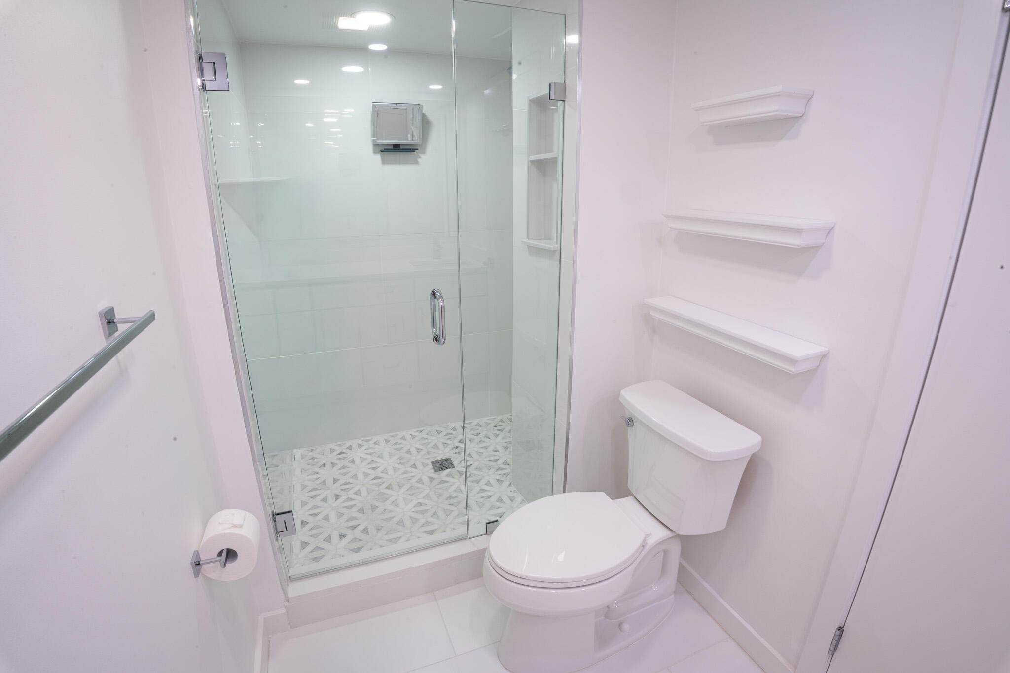 1208 Marine Way 803