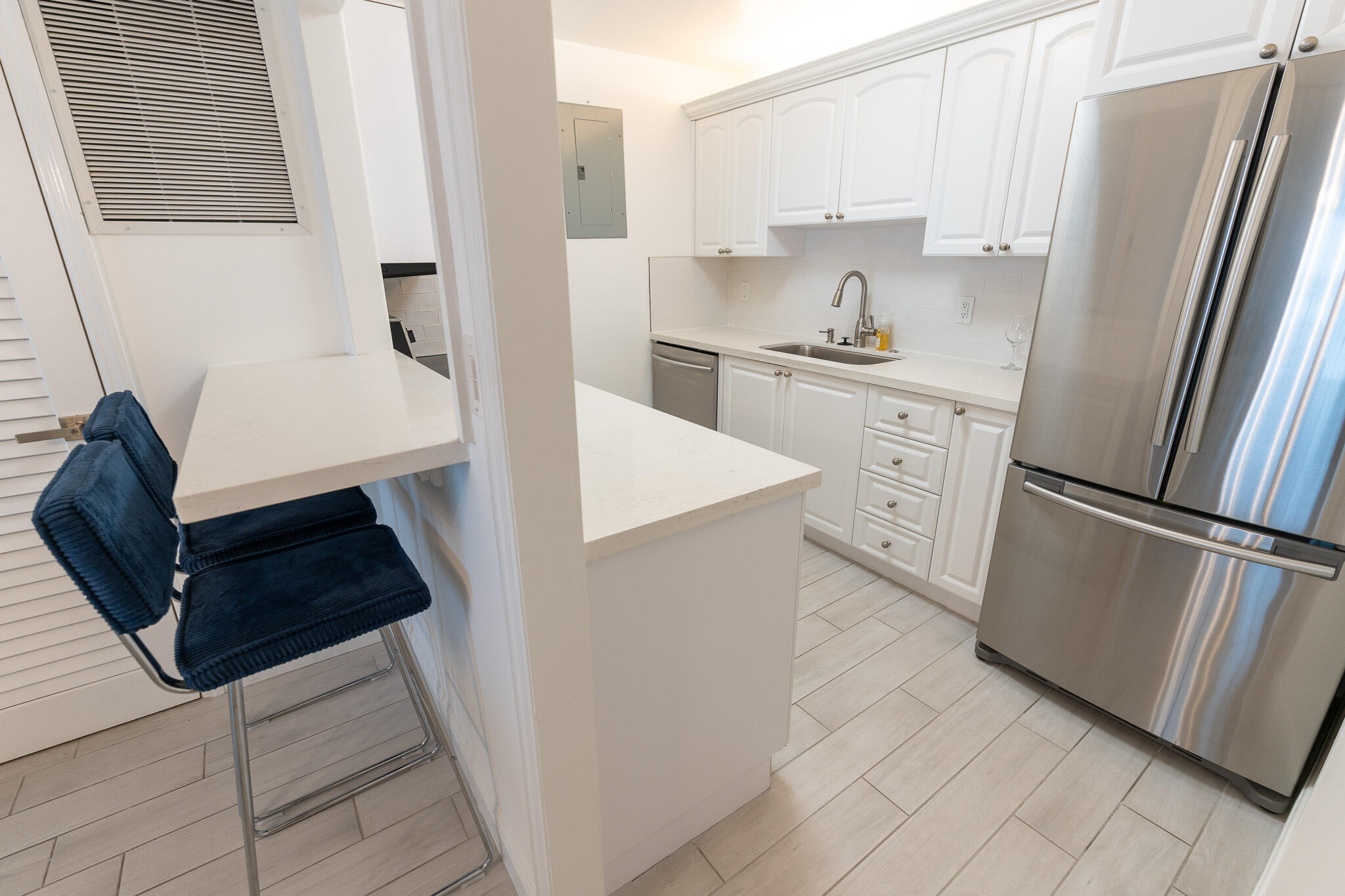 1208 Marine Way 803