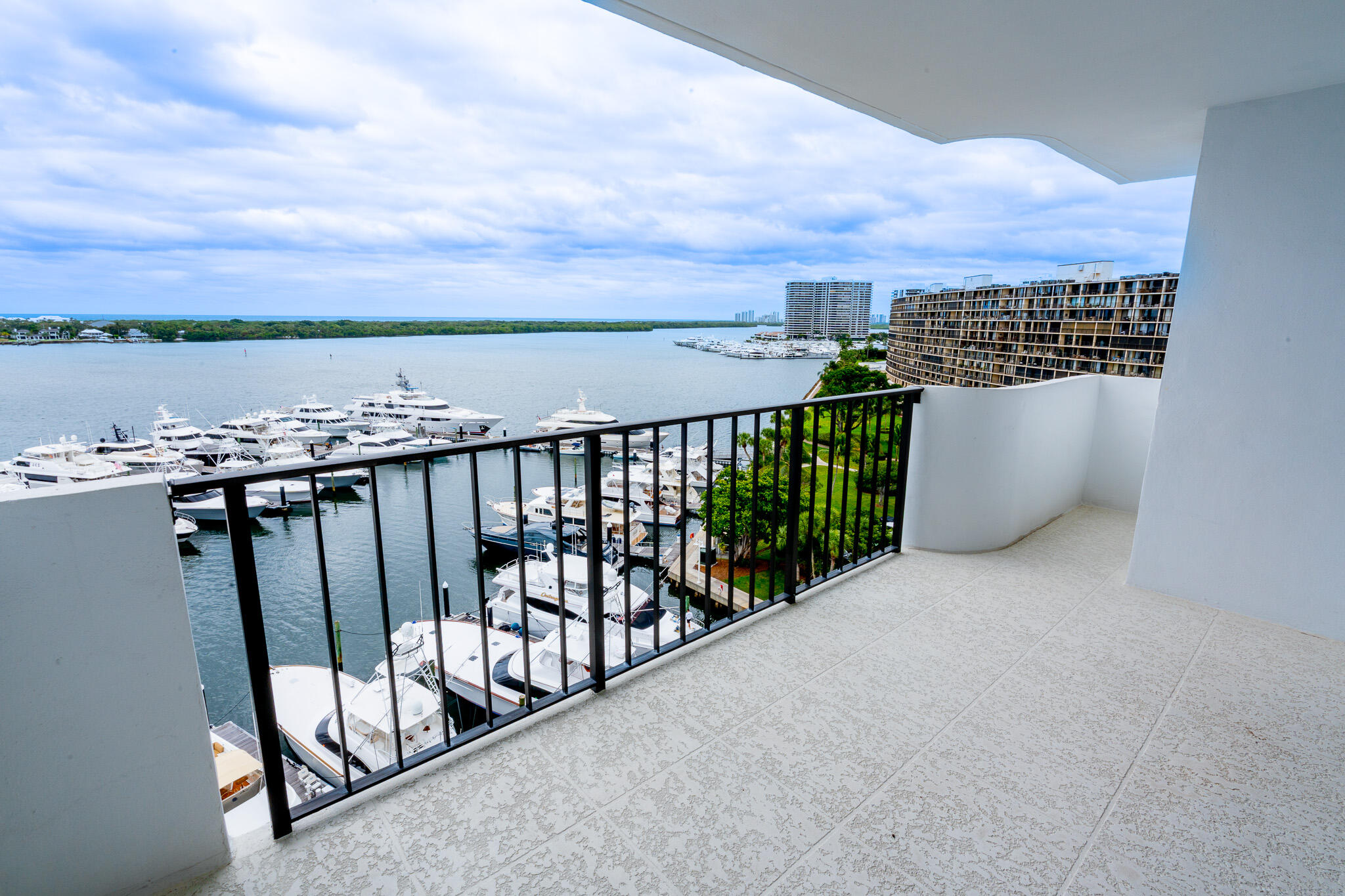 1208 Marine Way 803