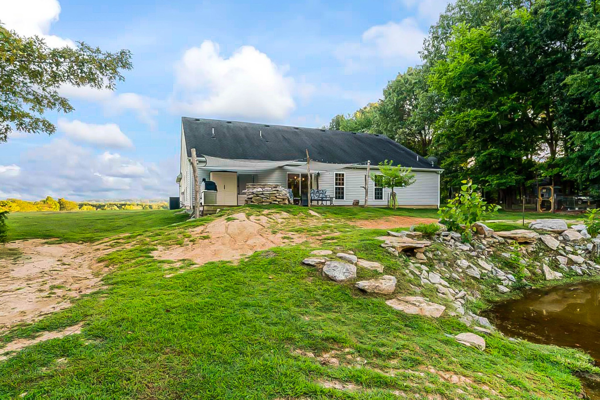 8336 Cross Plains Rd