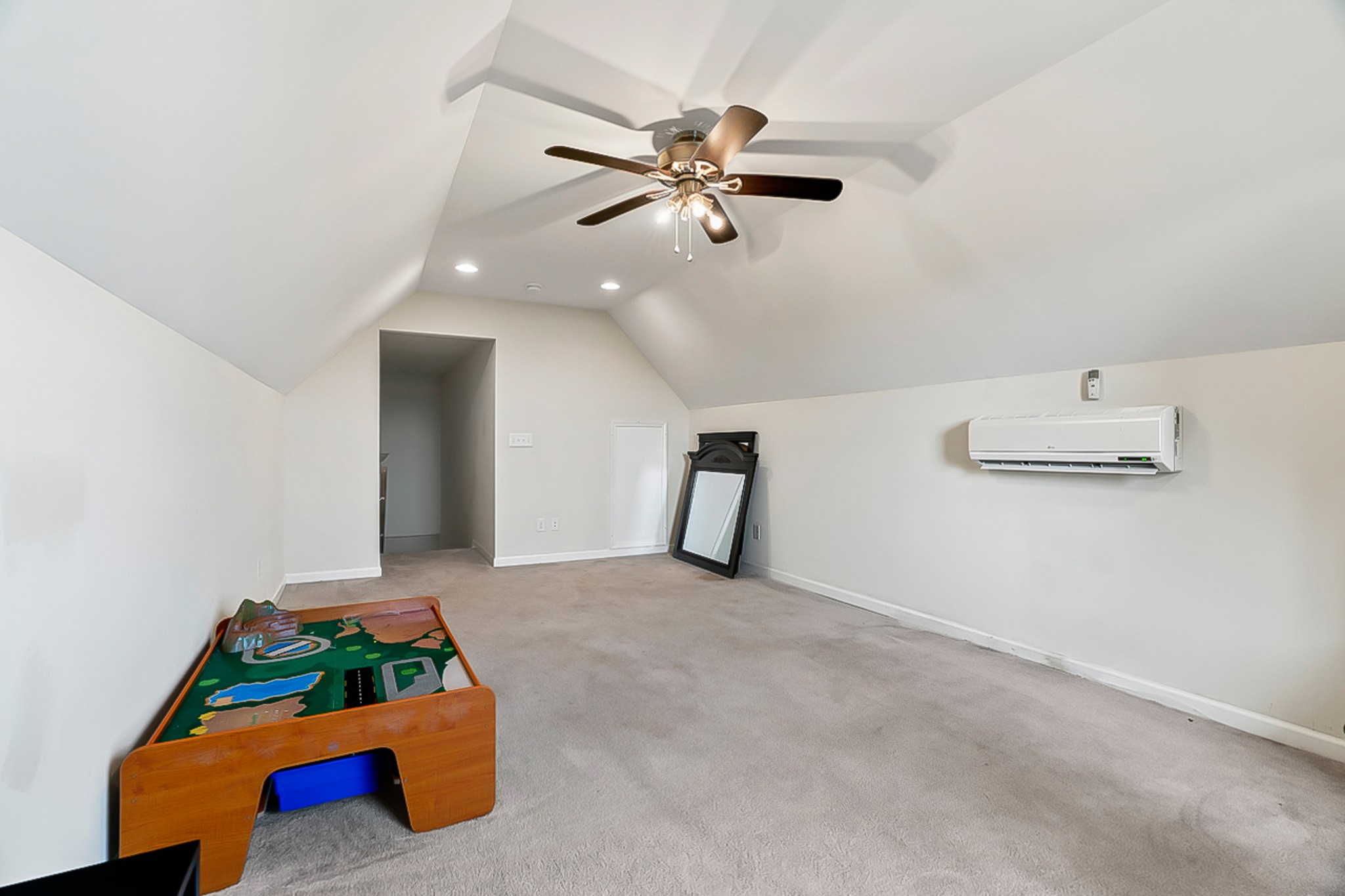 8336 Cross Plains Rd