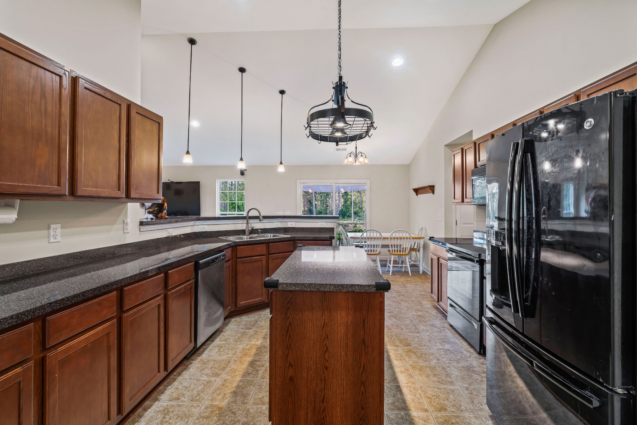 8336 Cross Plains Rd