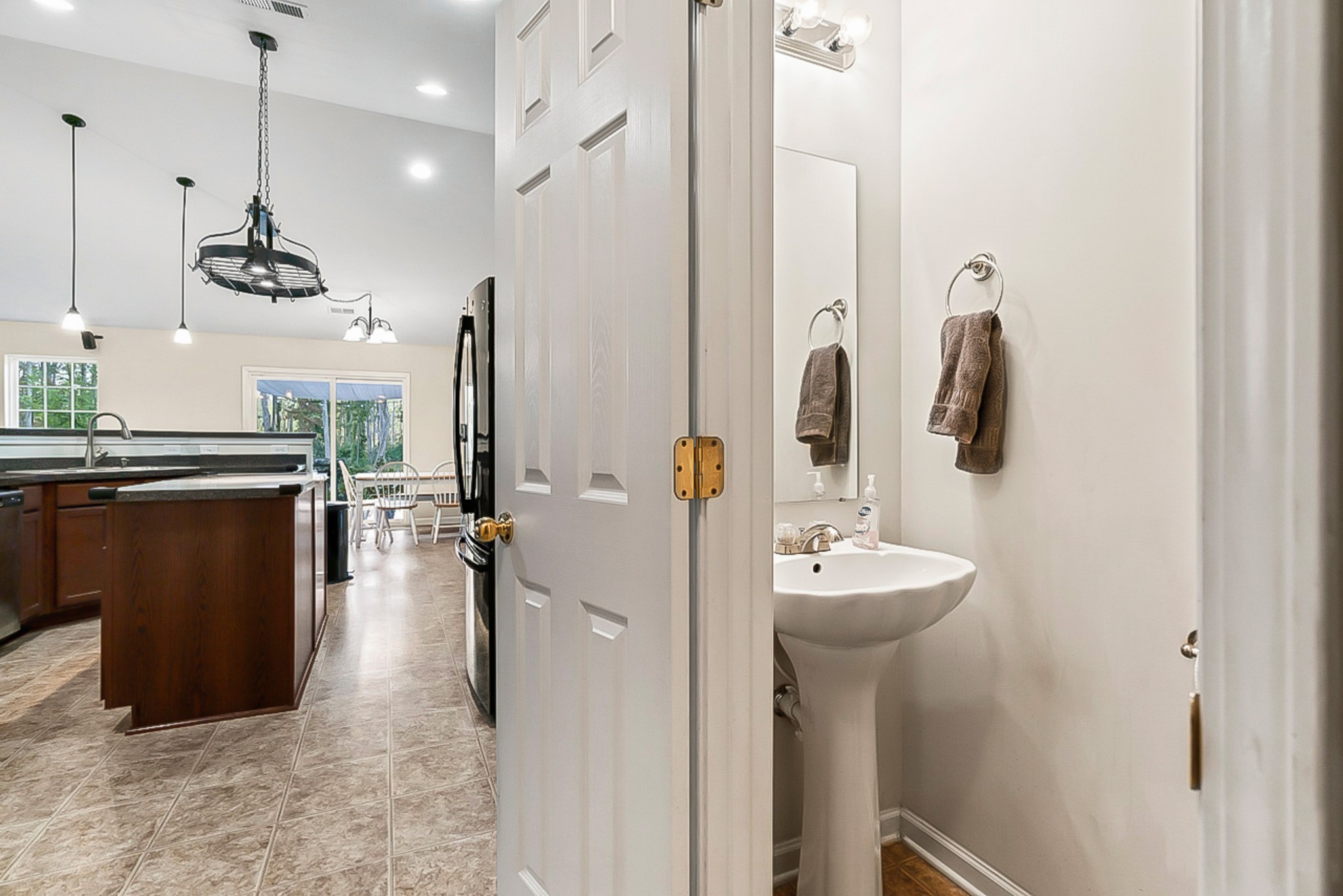 8336 Cross Plains Rd