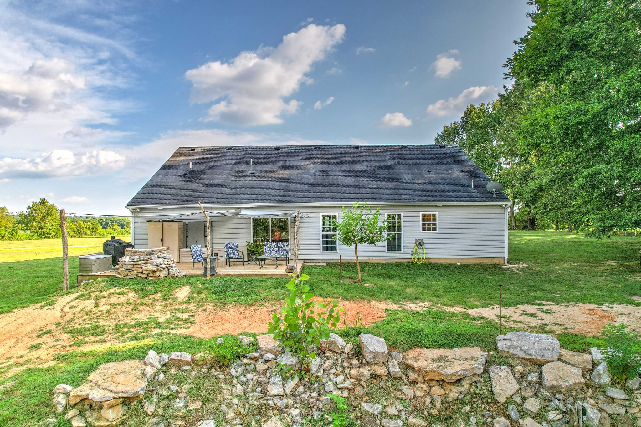 8336 Cross Plains Rd