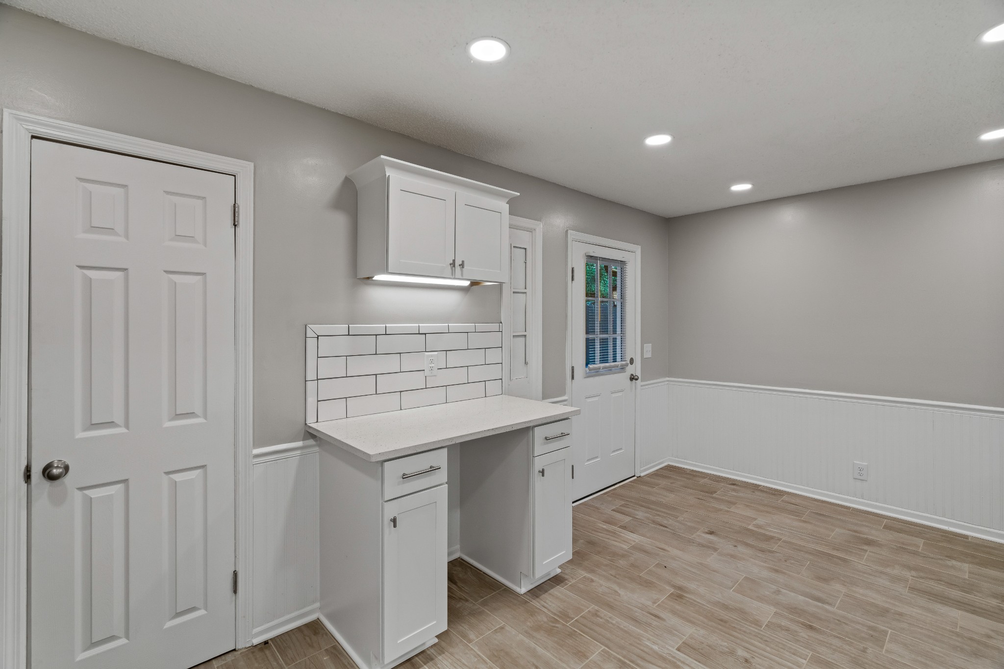 4351 Central Valley Dr