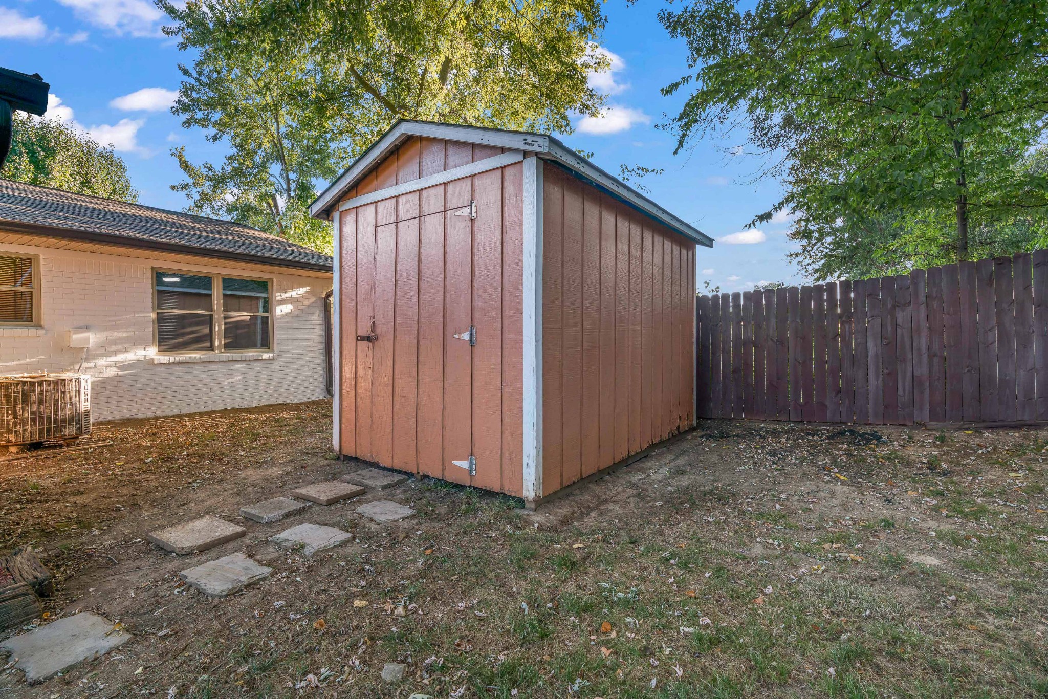 4351 Central Valley Dr