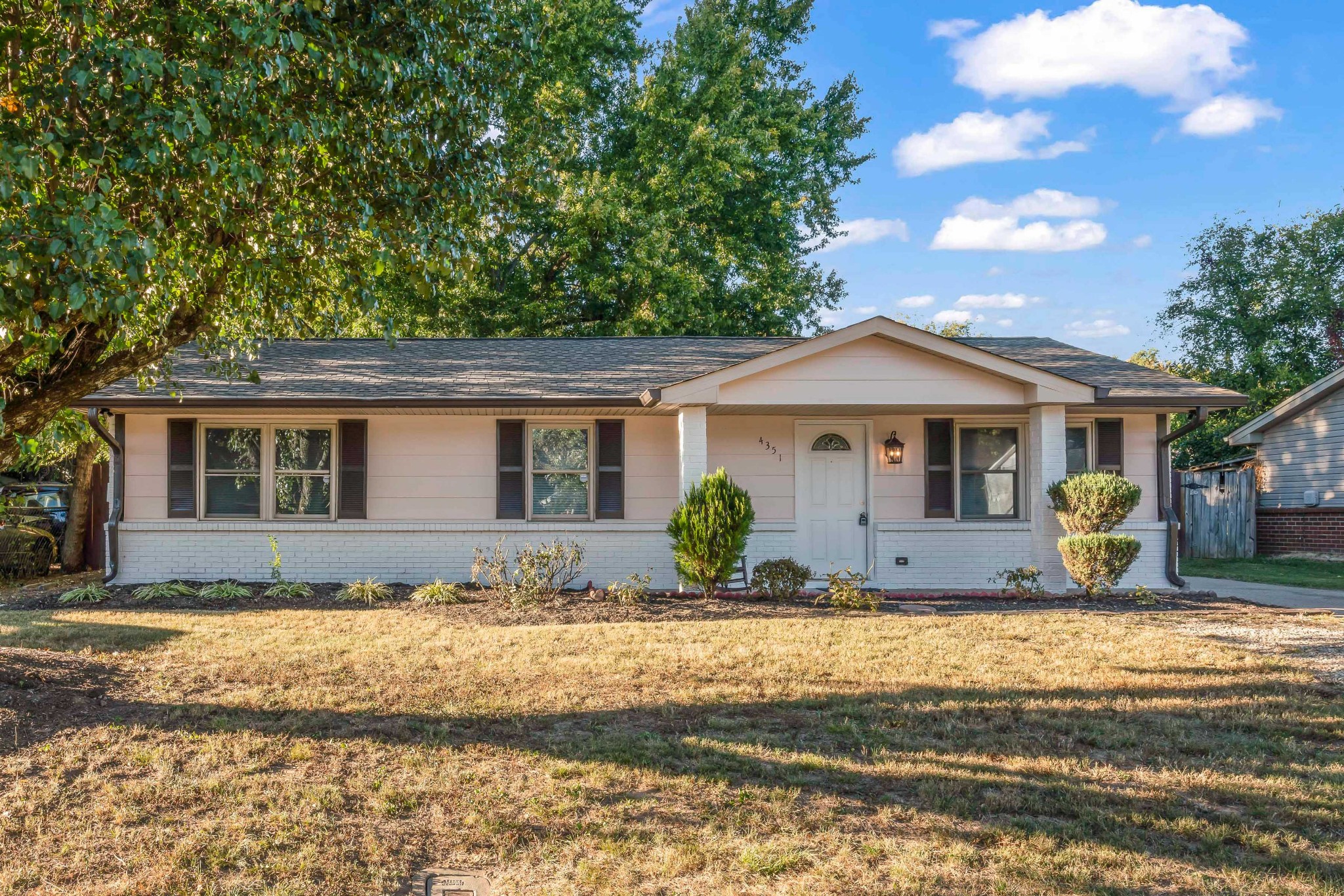 4351 Central Valley Dr