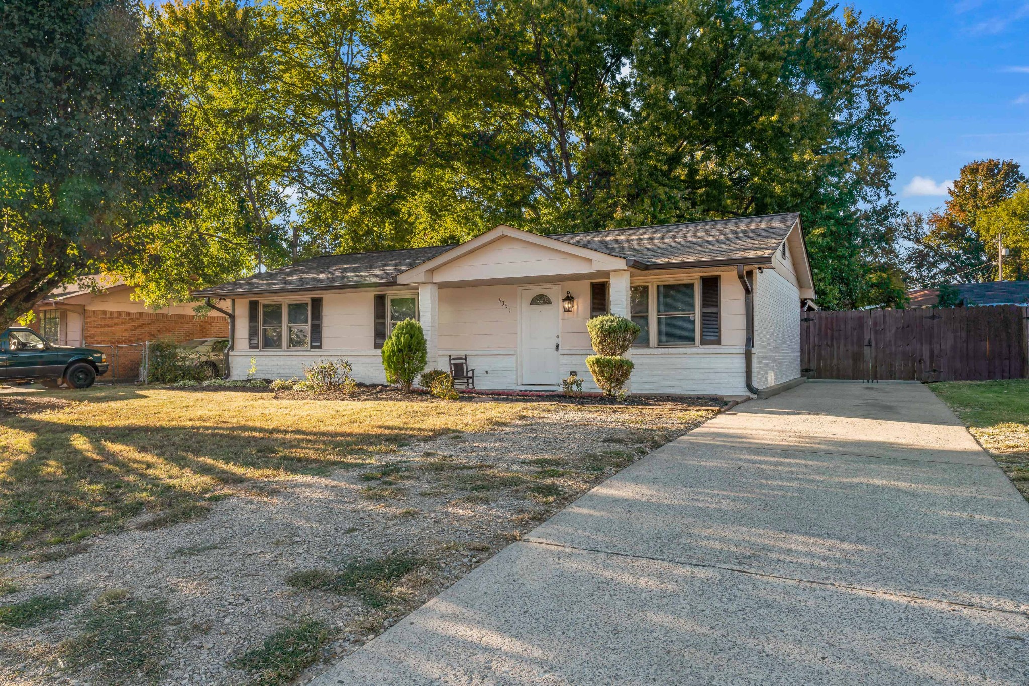 4351 Central Valley Dr