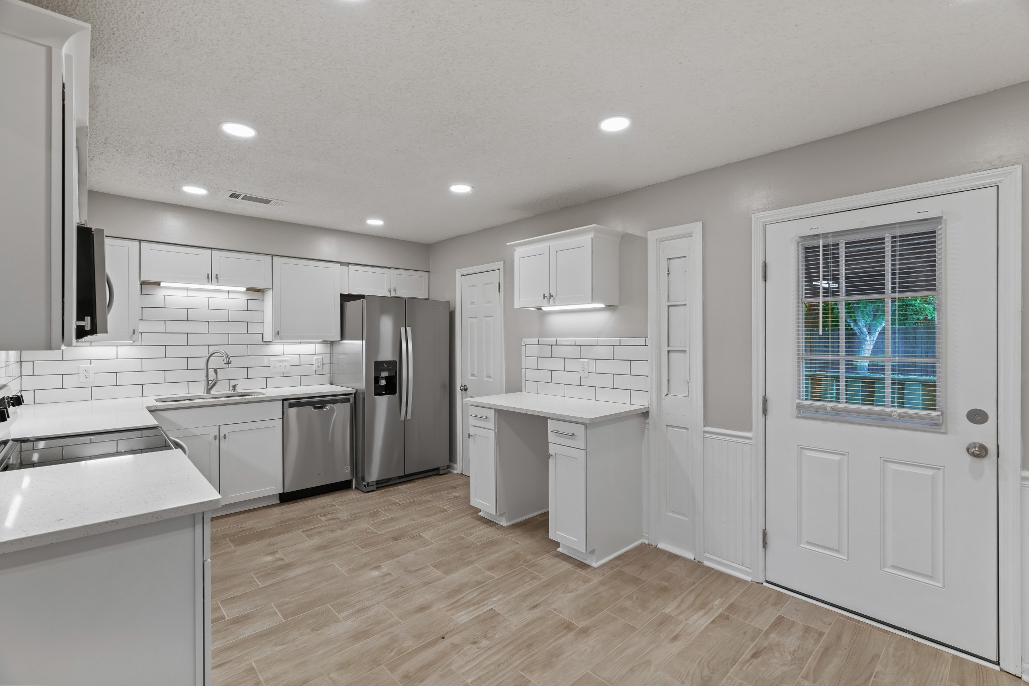 4351 Central Valley Dr