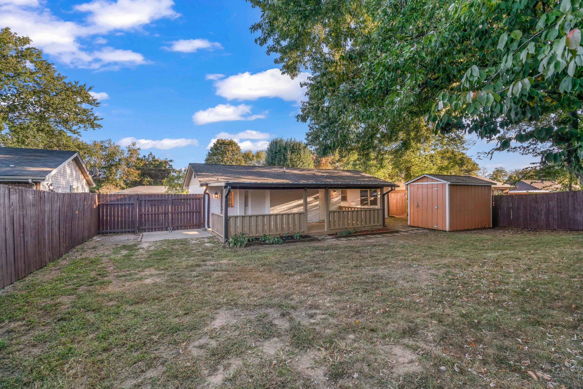 4351 Central Valley Dr