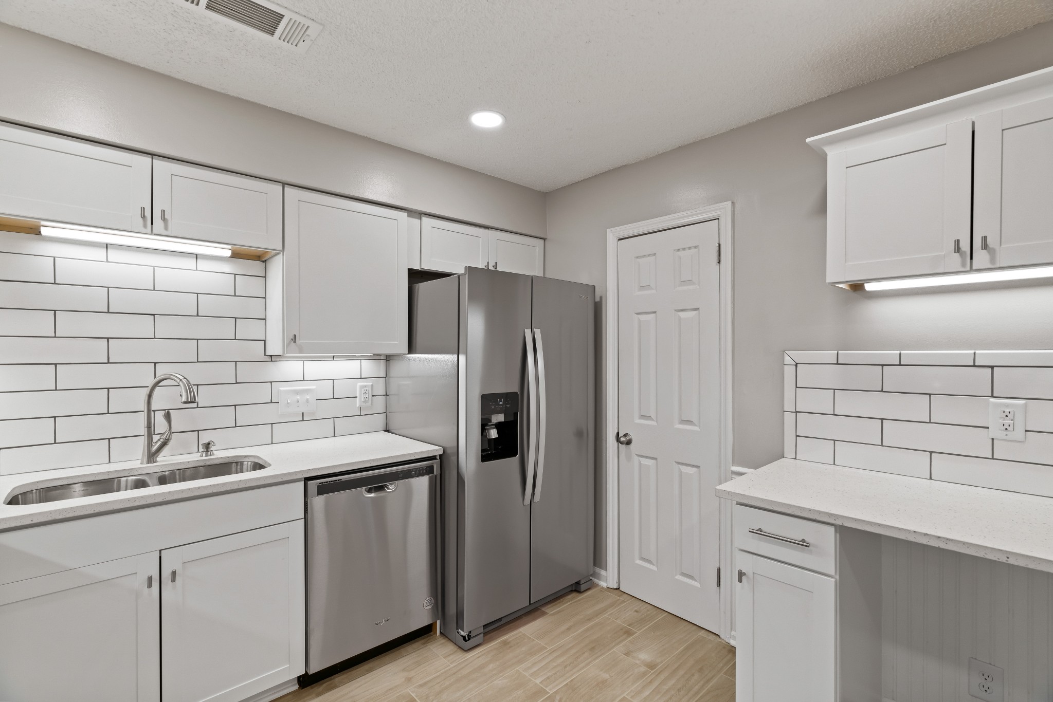 4351 Central Valley Dr