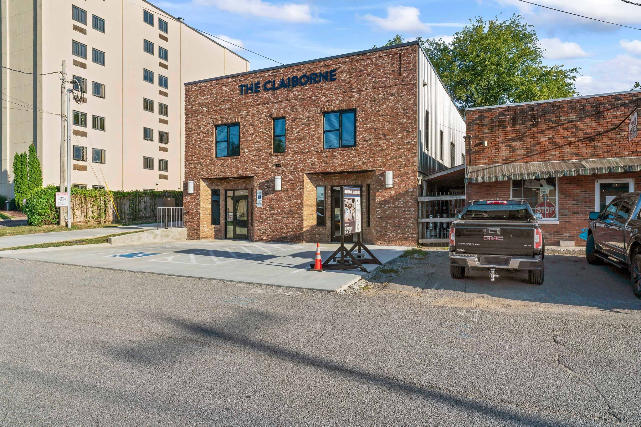 125 E Prince St Ste 102