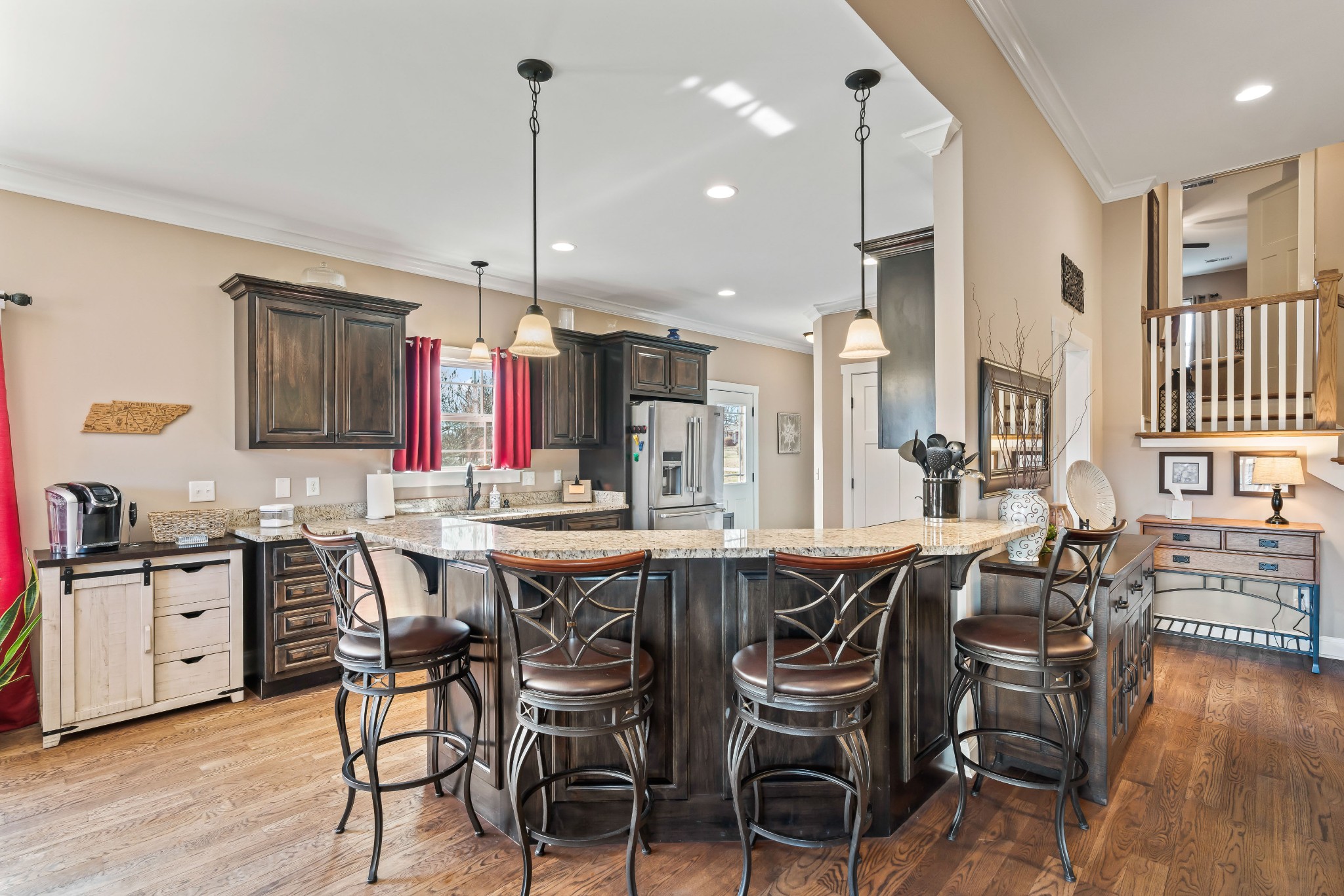 812 N Palmers Chapel Rd