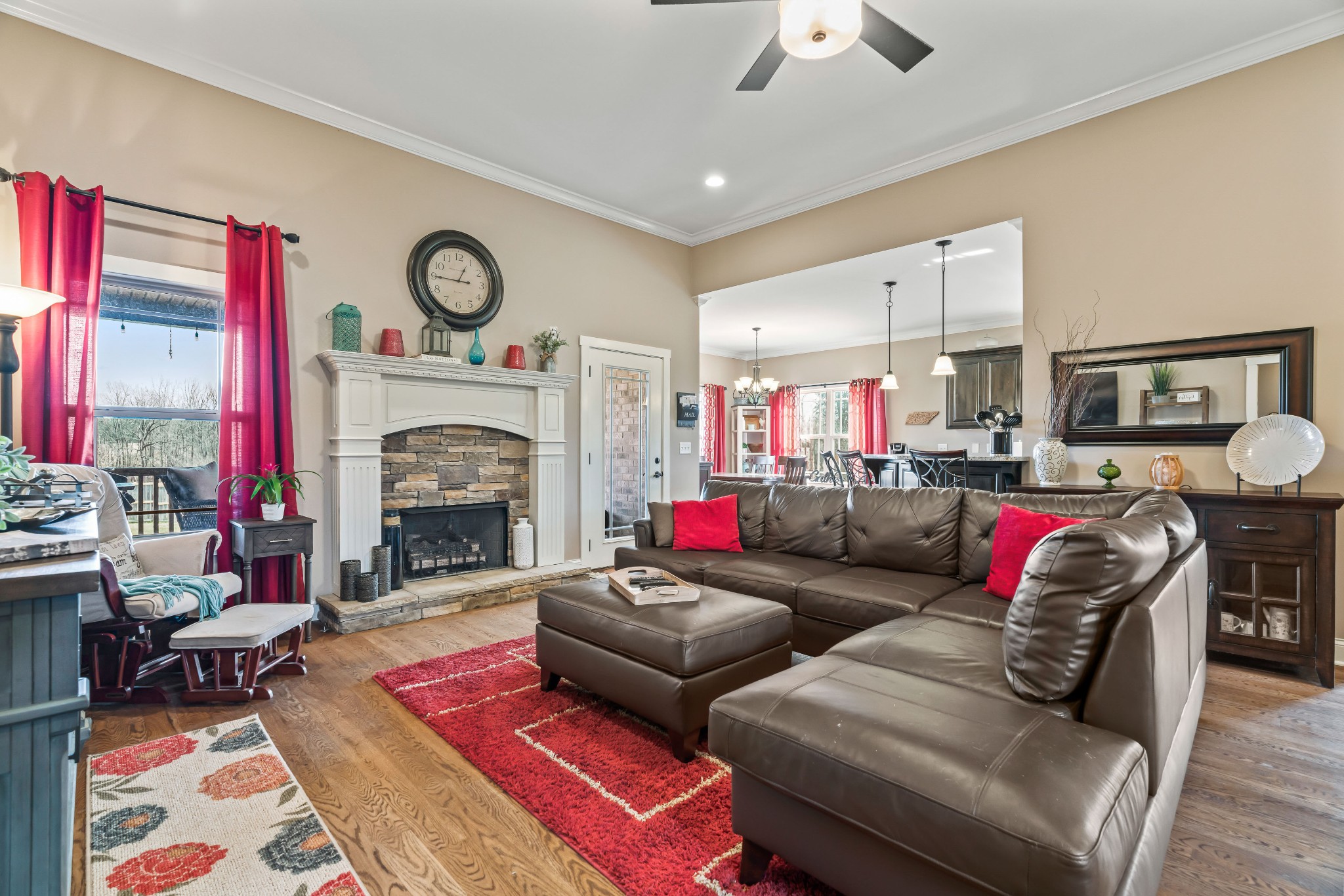 812 N Palmers Chapel Rd