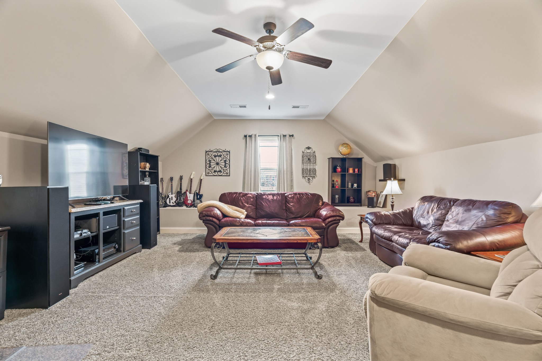 812 N Palmers Chapel Rd