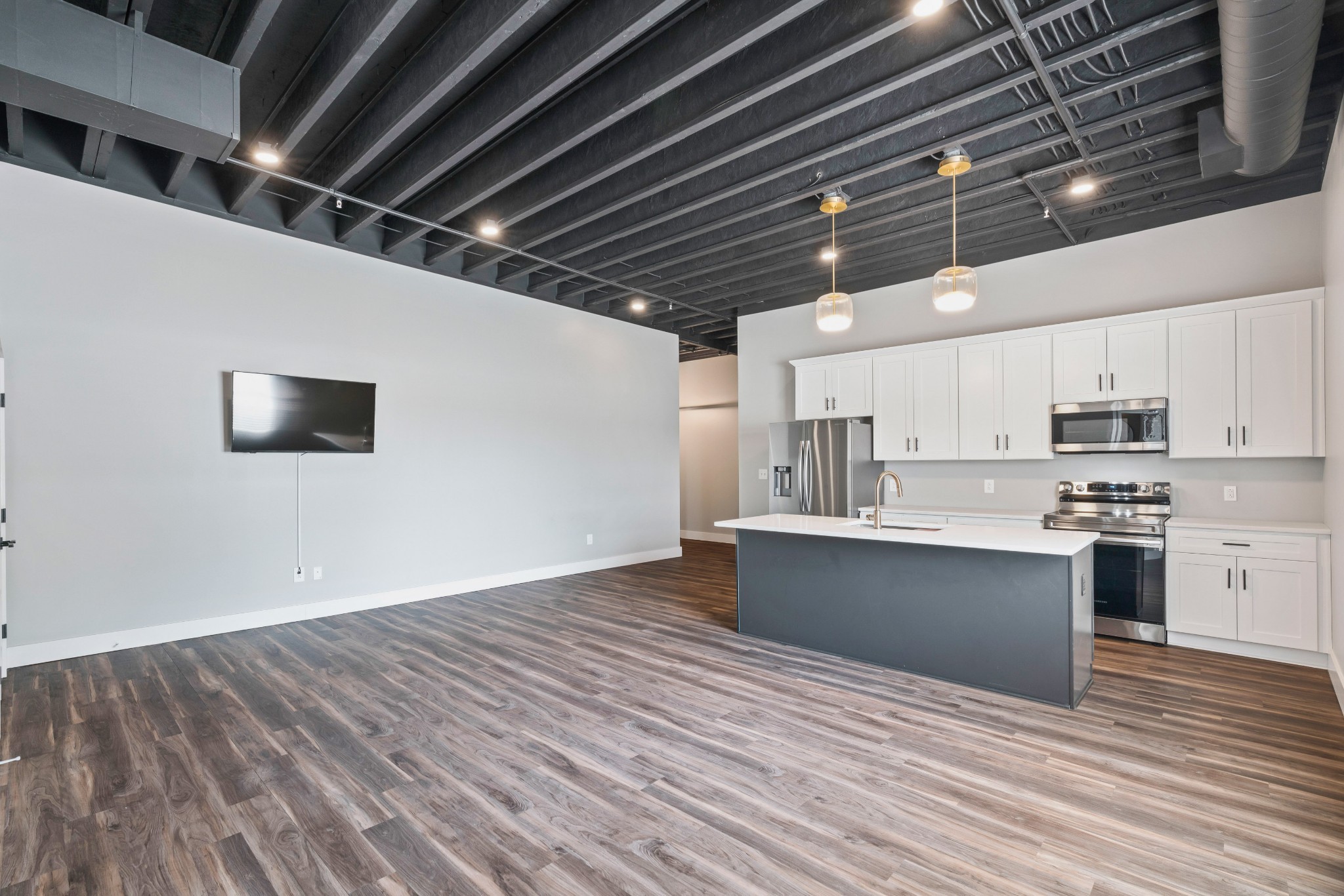 125 Prince St Unit: 203