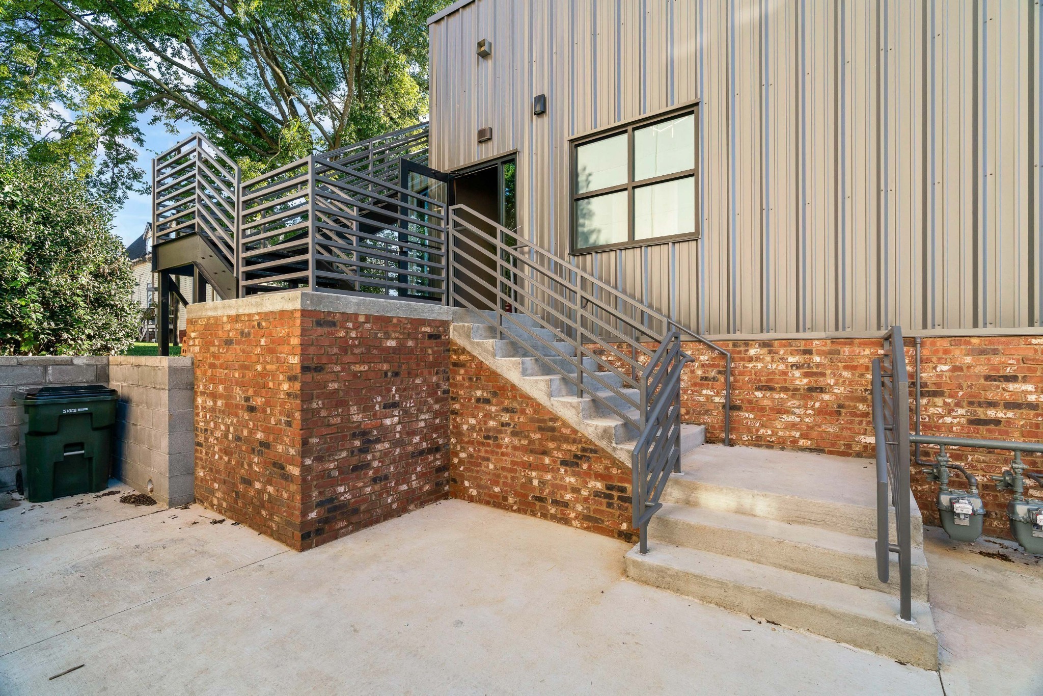 125 Prince St Unit: 203