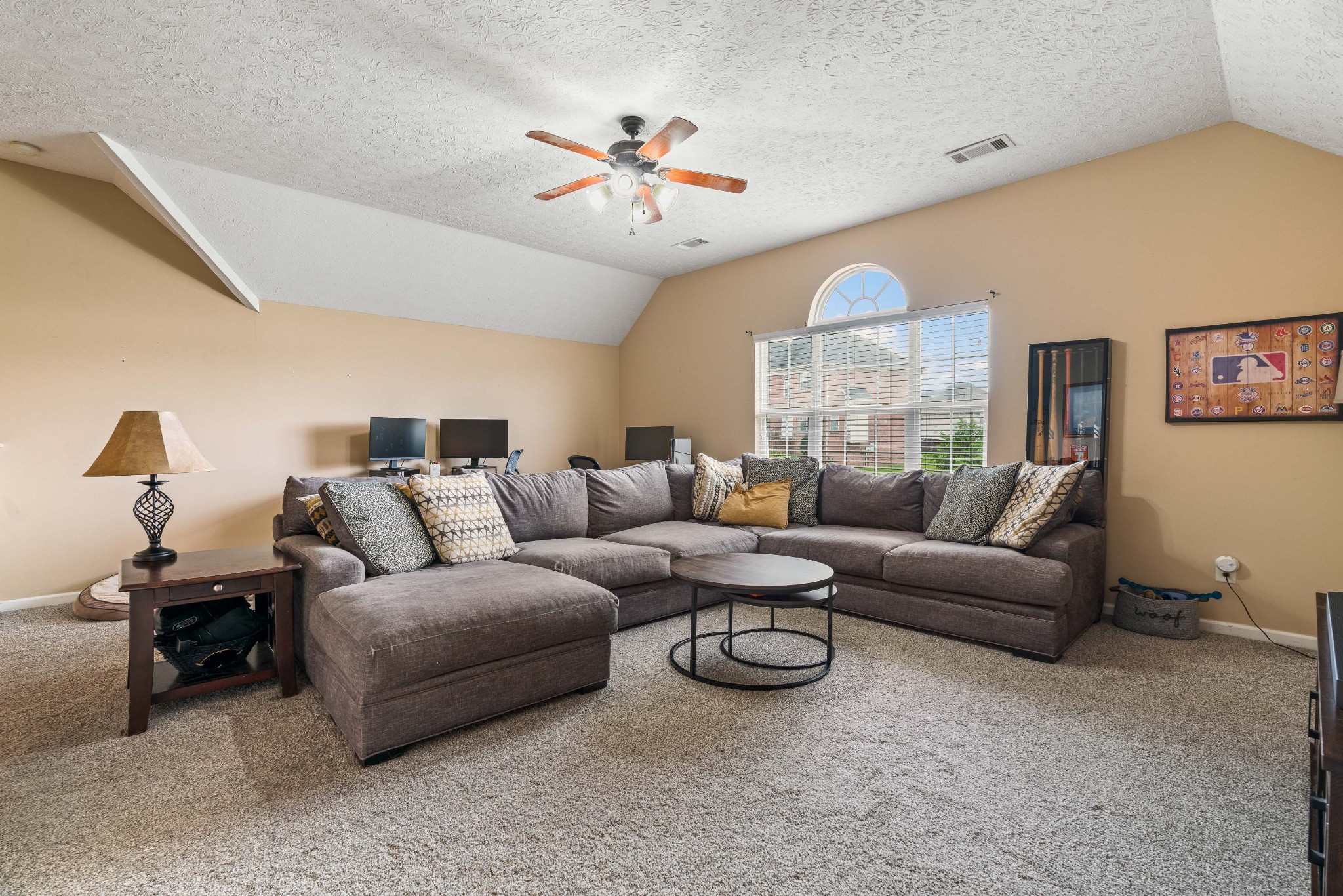 106 Bartlett Ln