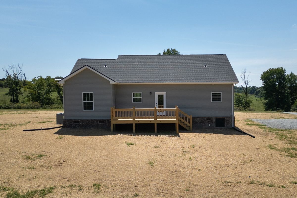 184 Hunters Lane