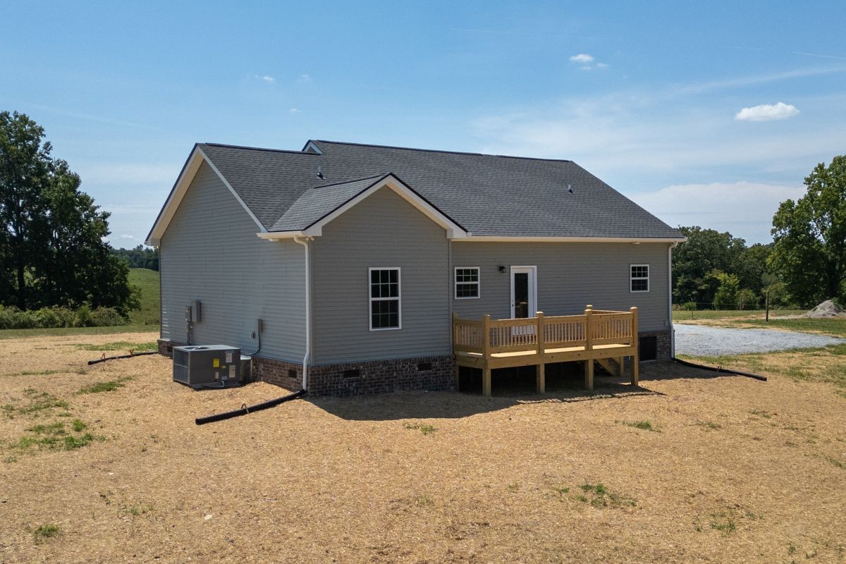 184 Hunters Lane