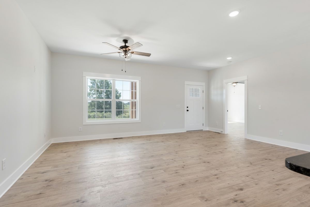 184 Hunters Lane