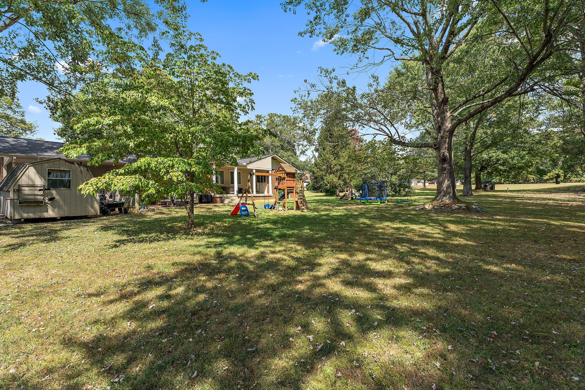 207 Hickory Hill Dr