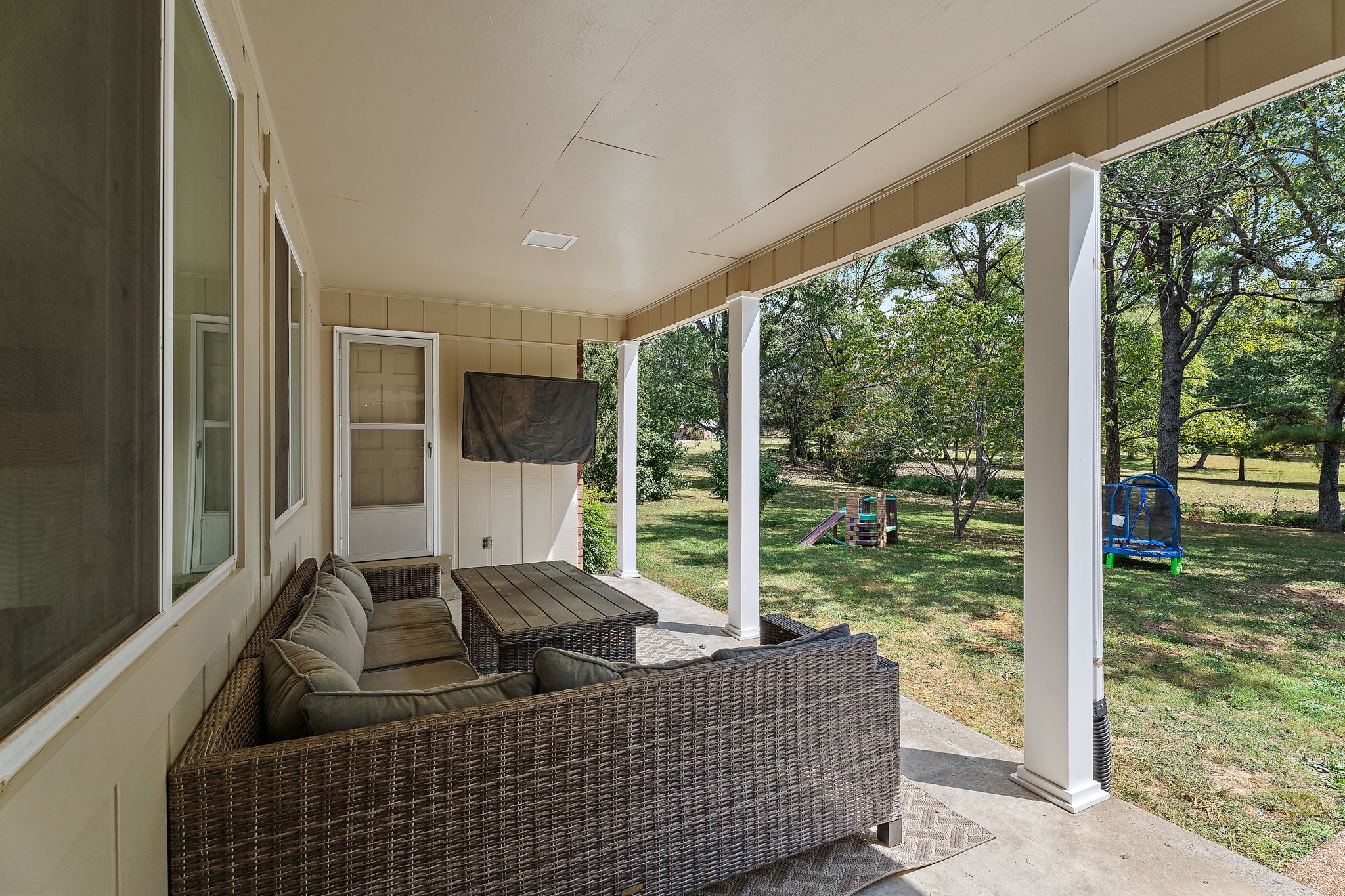 207 Hickory Hill Dr