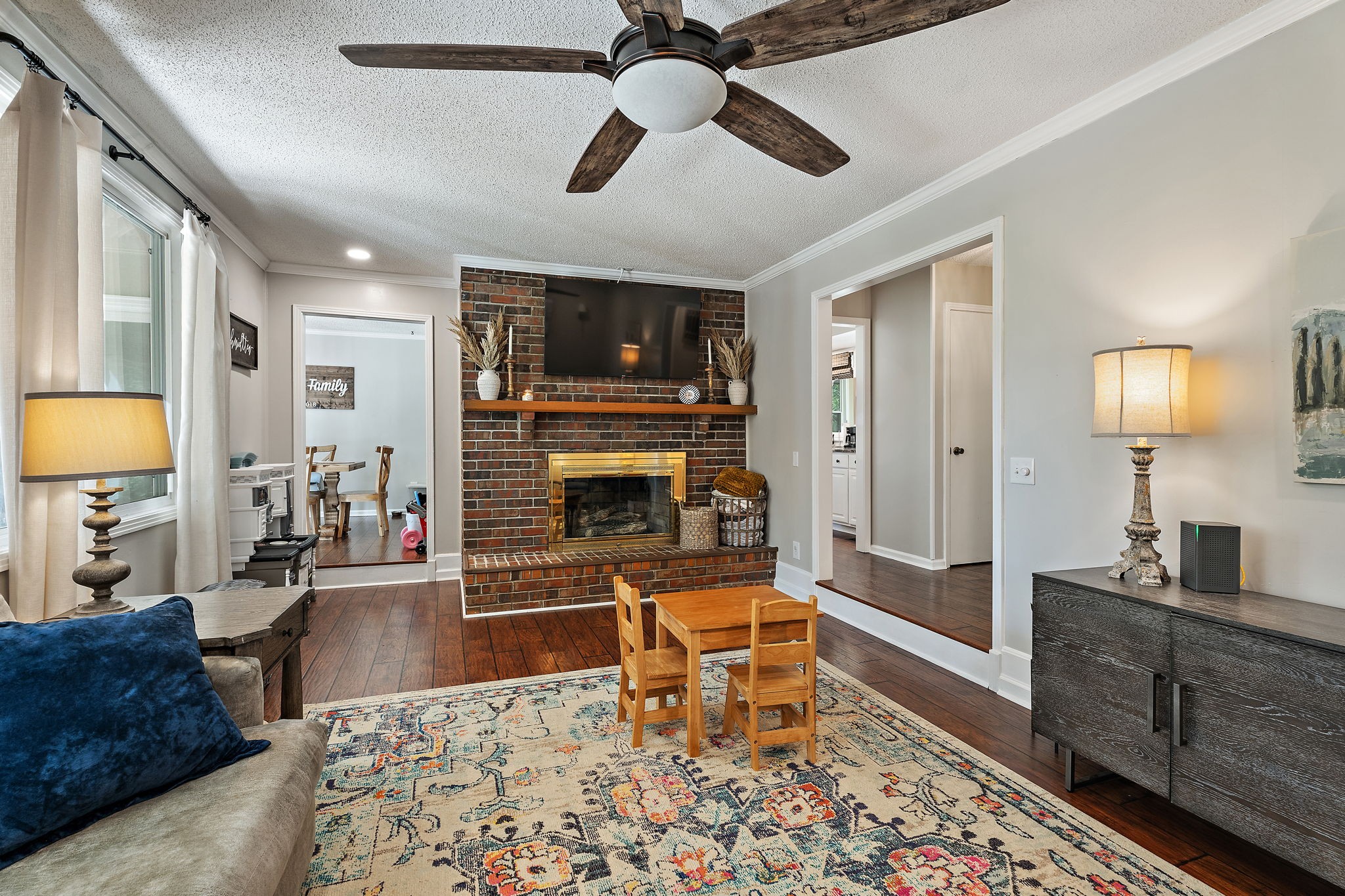 207 Hickory Hill Dr