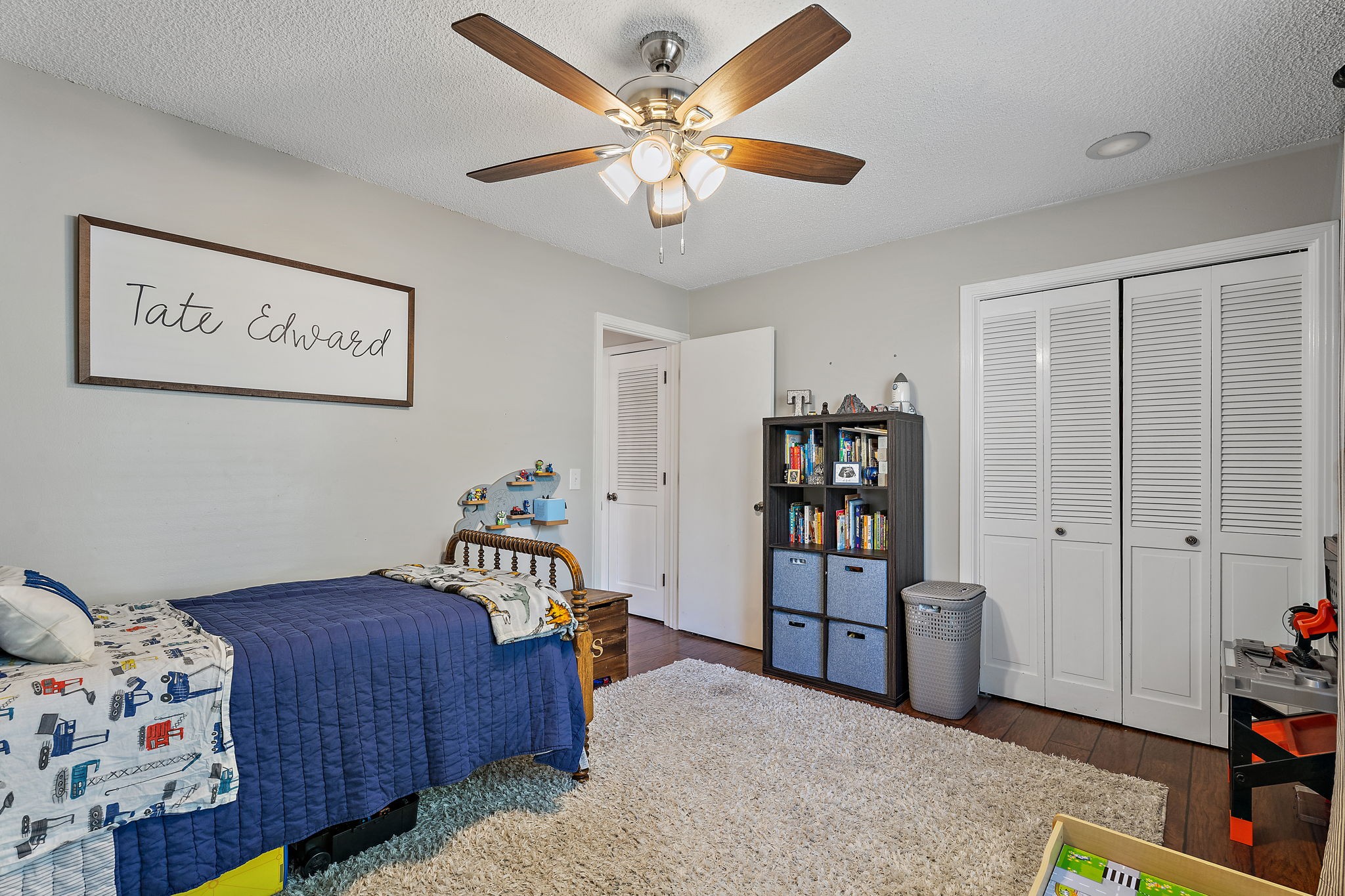207 Hickory Hill Dr