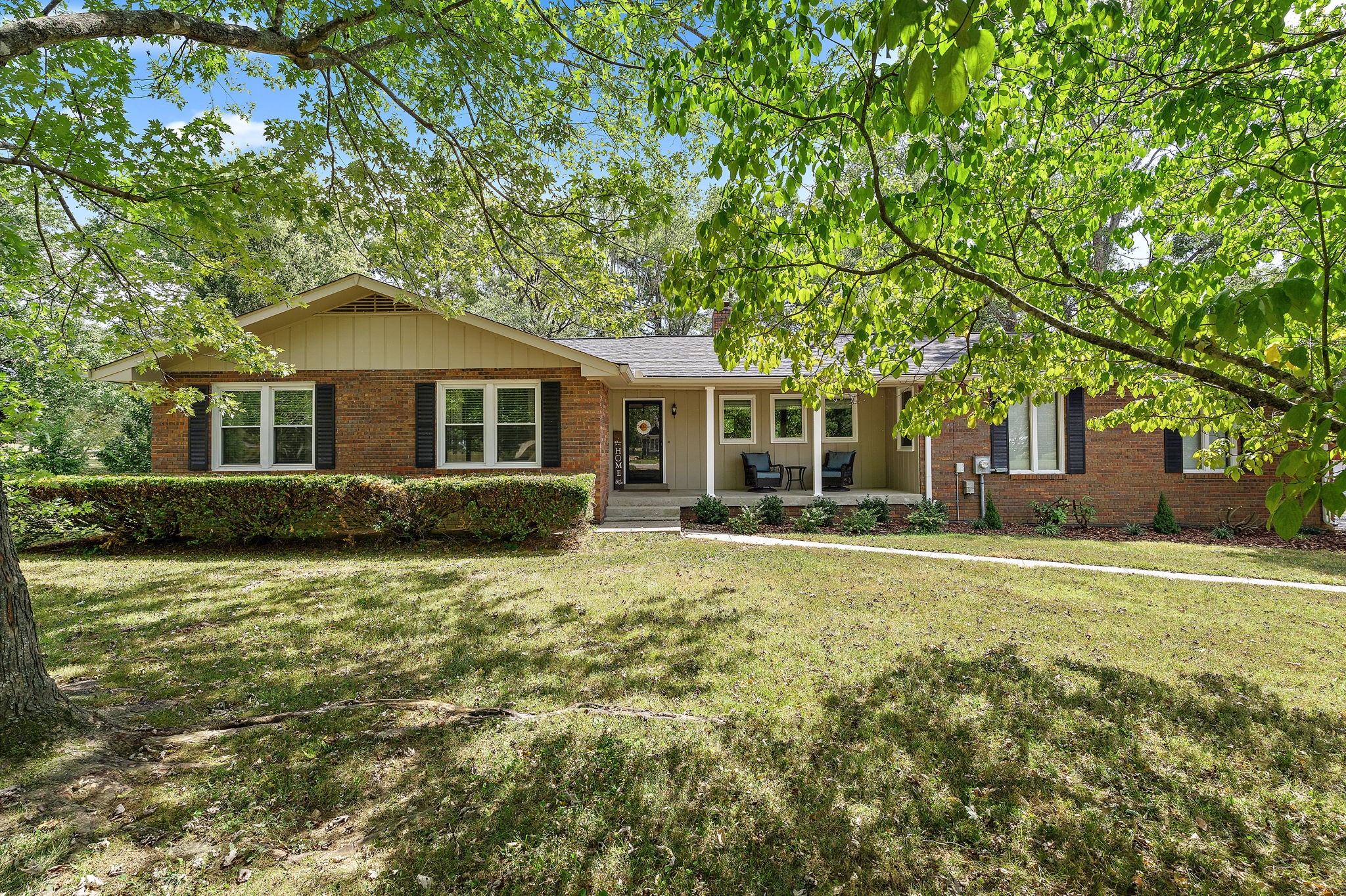 207 Hickory Hill Dr