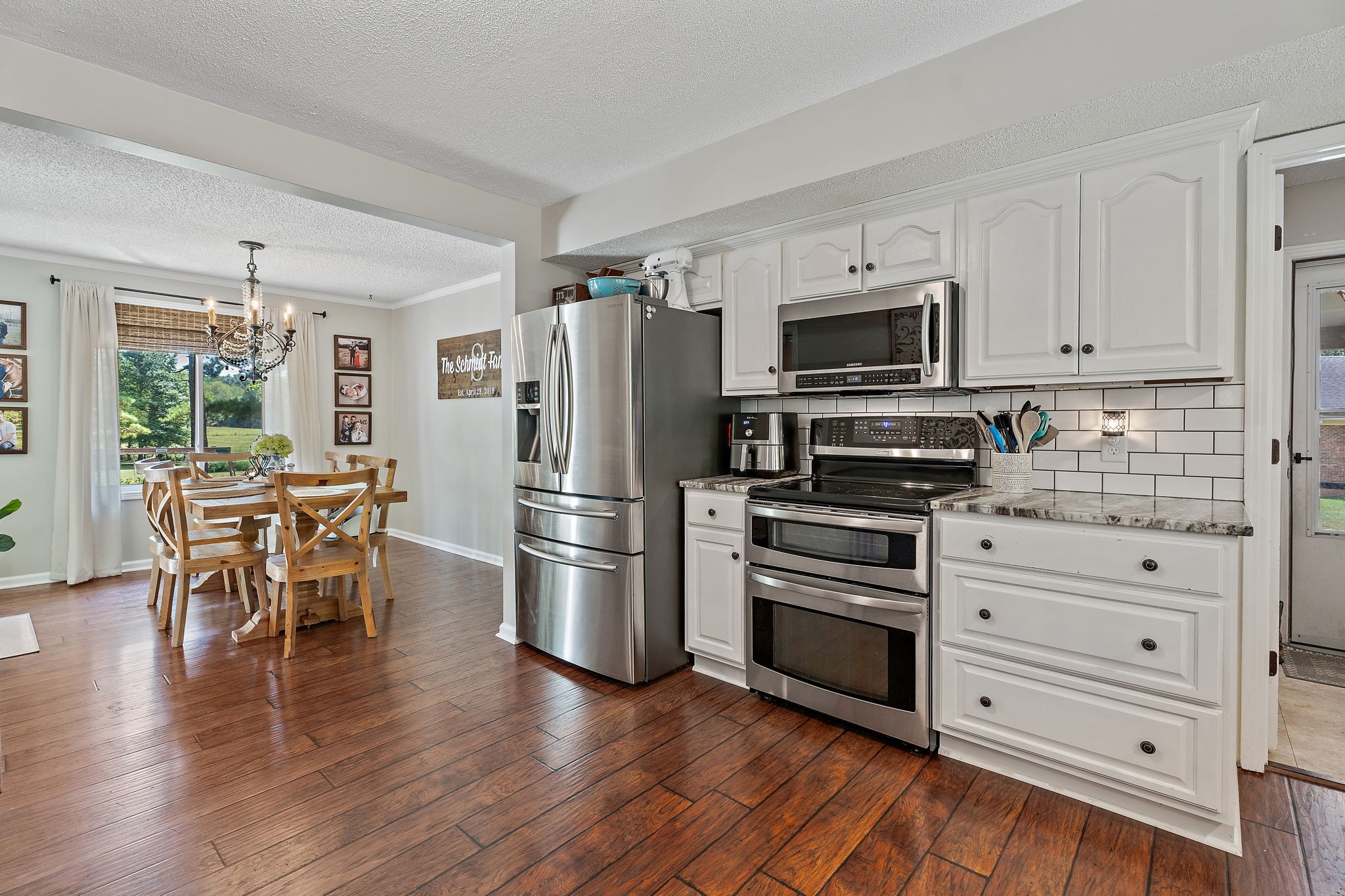 207 Hickory Hill Dr