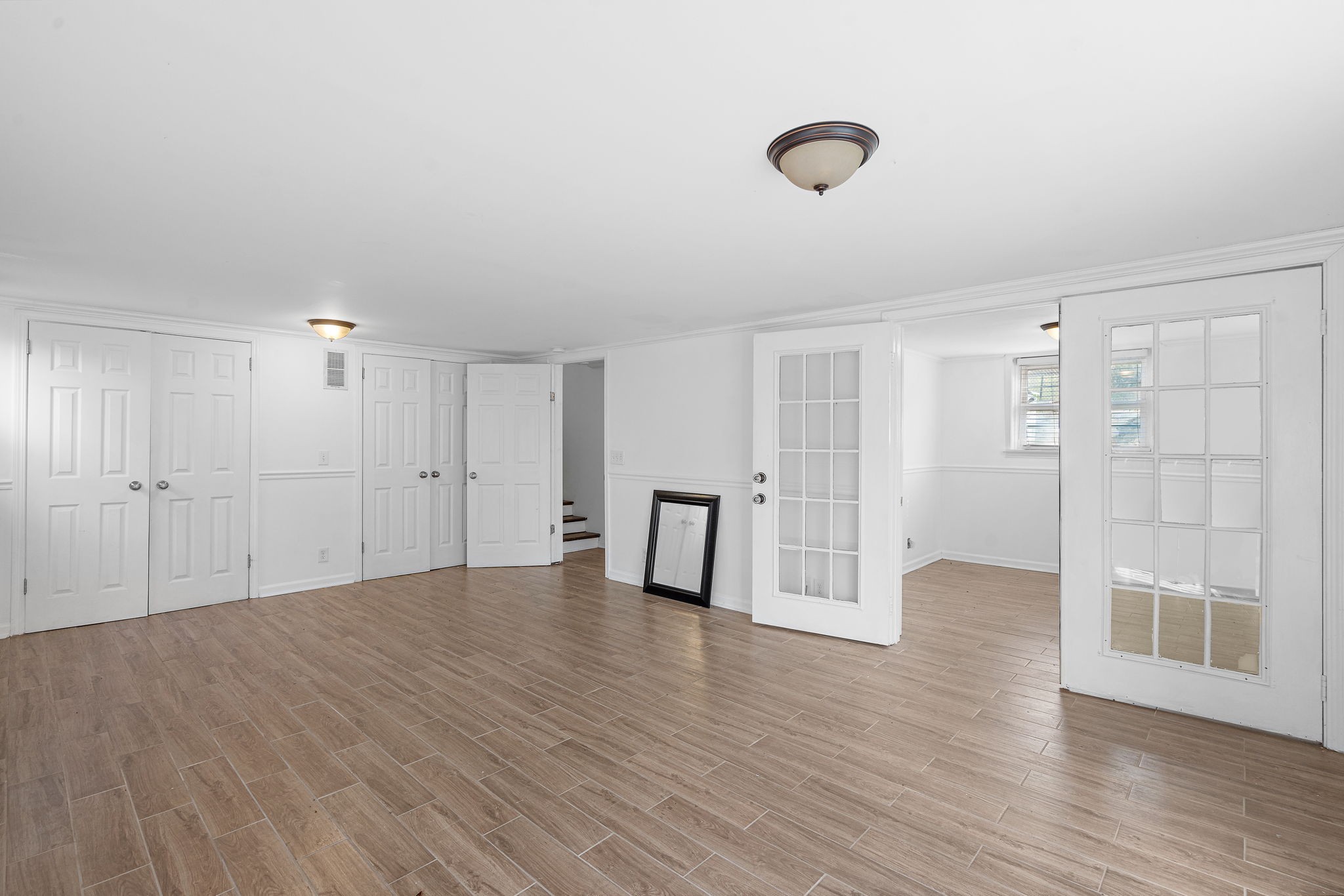 704 S Summerfield Dr