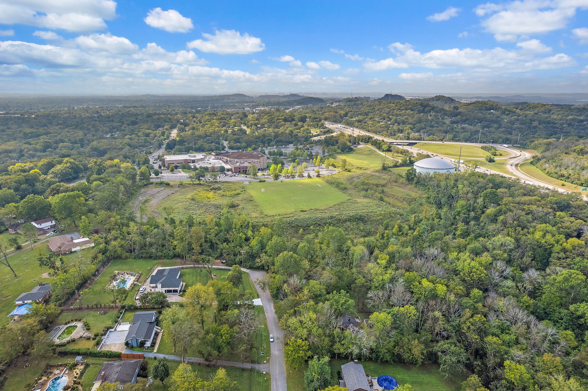 704 S Summerfield Dr