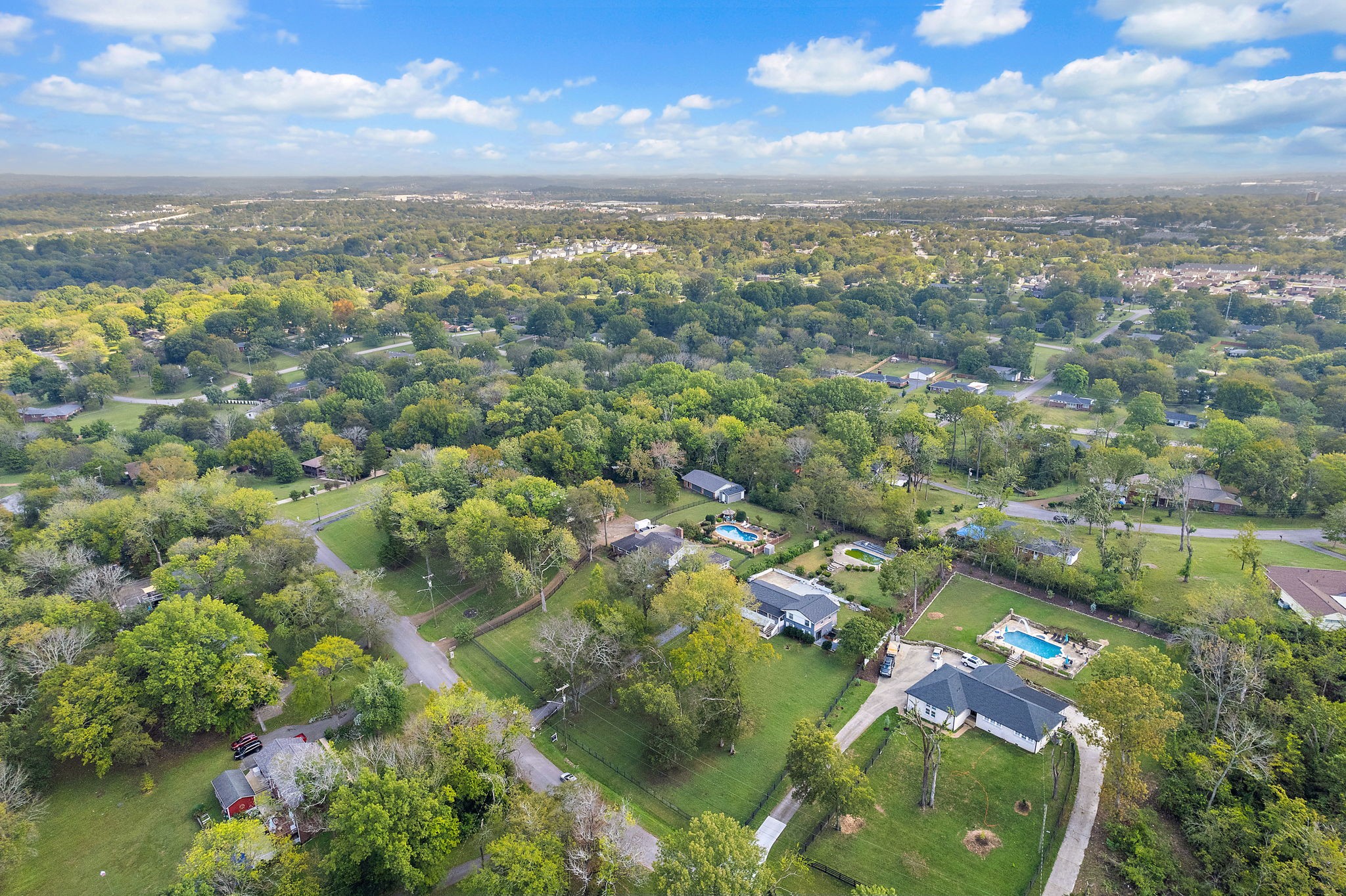 704 S Summerfield Dr