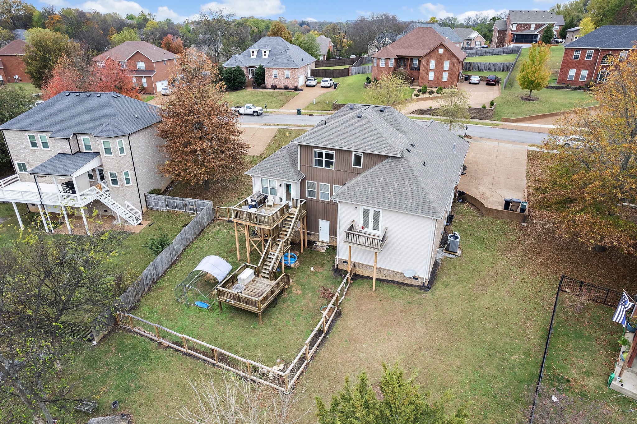 123 Stillwater Trl