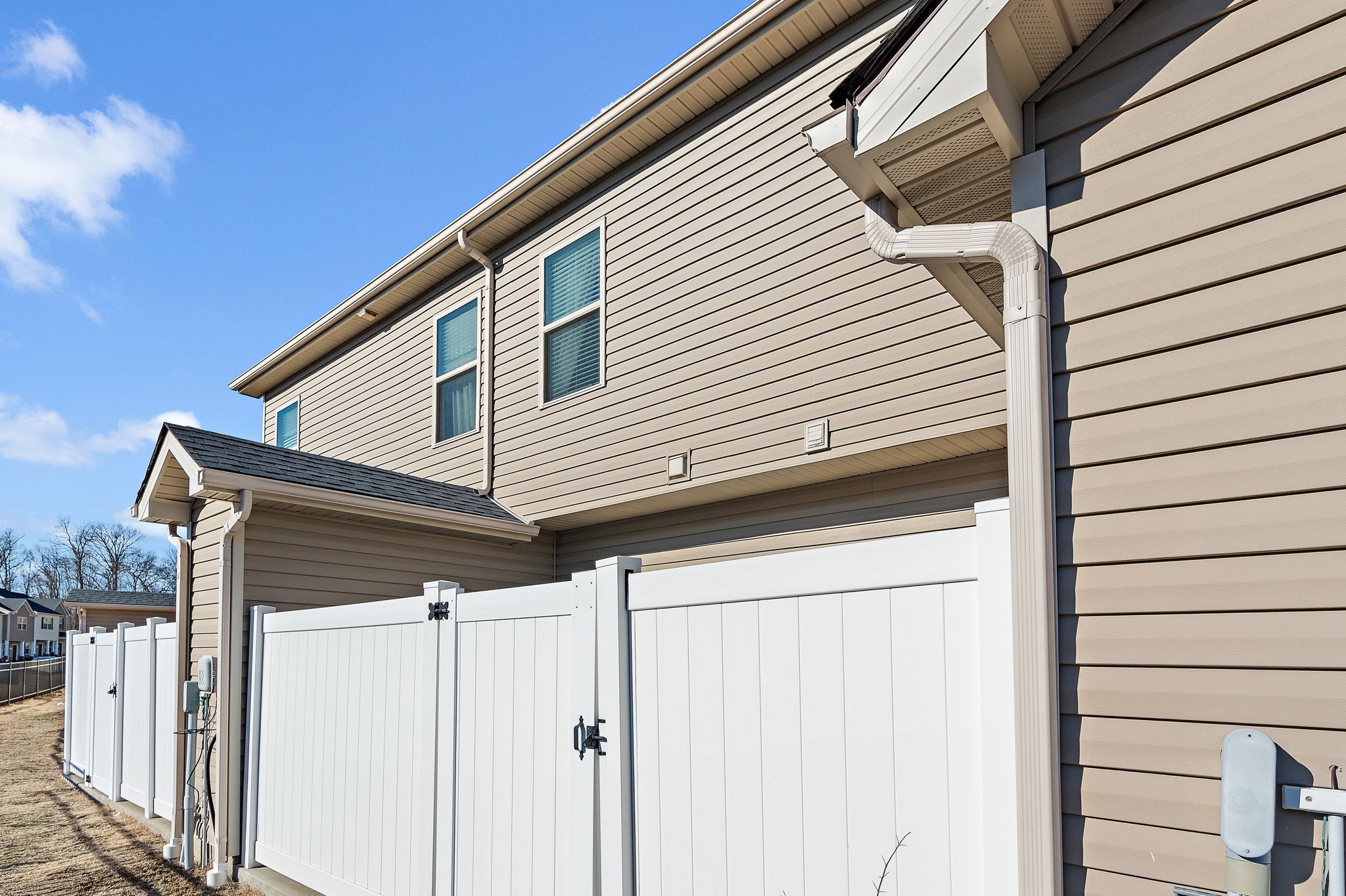 4047 Saddlecreek Way