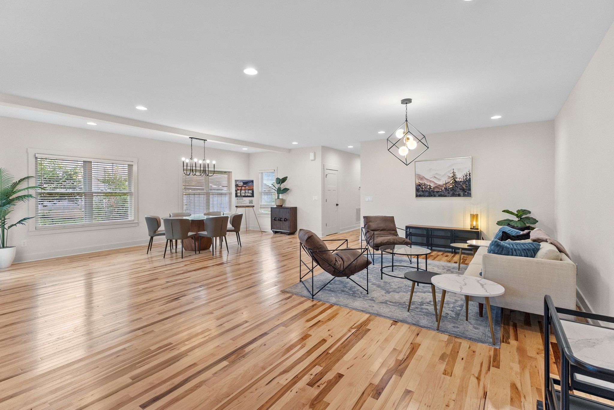 1229 N Avondale Cir